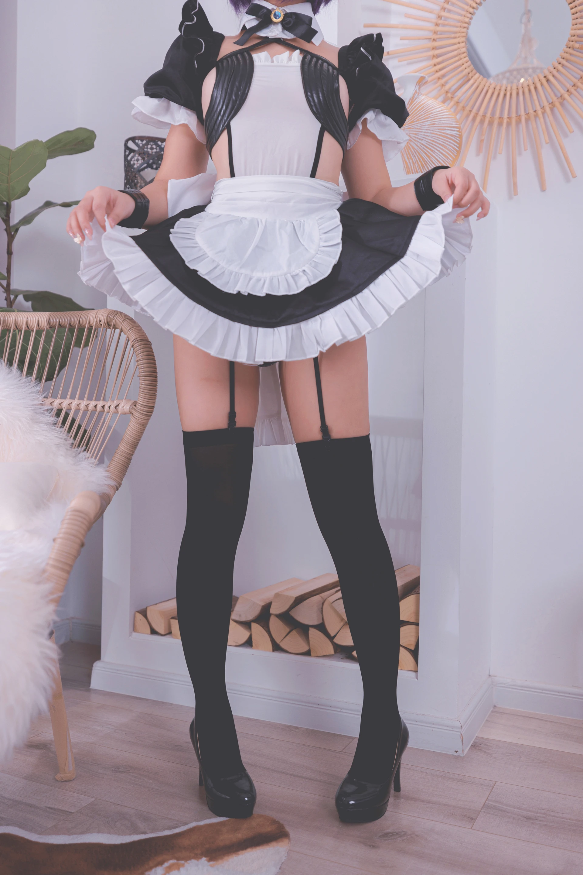 神楽坂真冬 第三季 序号5：《果実の酒気》酒吞cos [150P3V-752MB]内衣, 女仆, 神楽坂真冬, 美腿, 美足, 黑丝