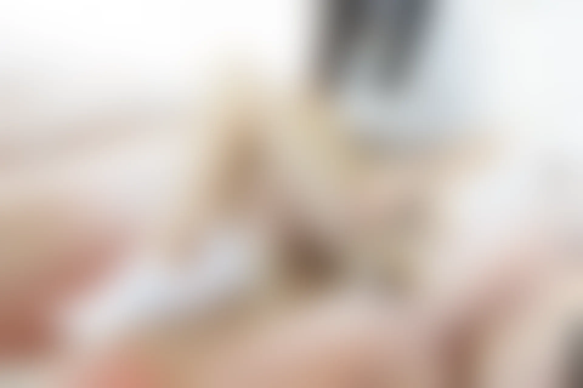 C25.008 制服果腿女孩 [40P-344MB]