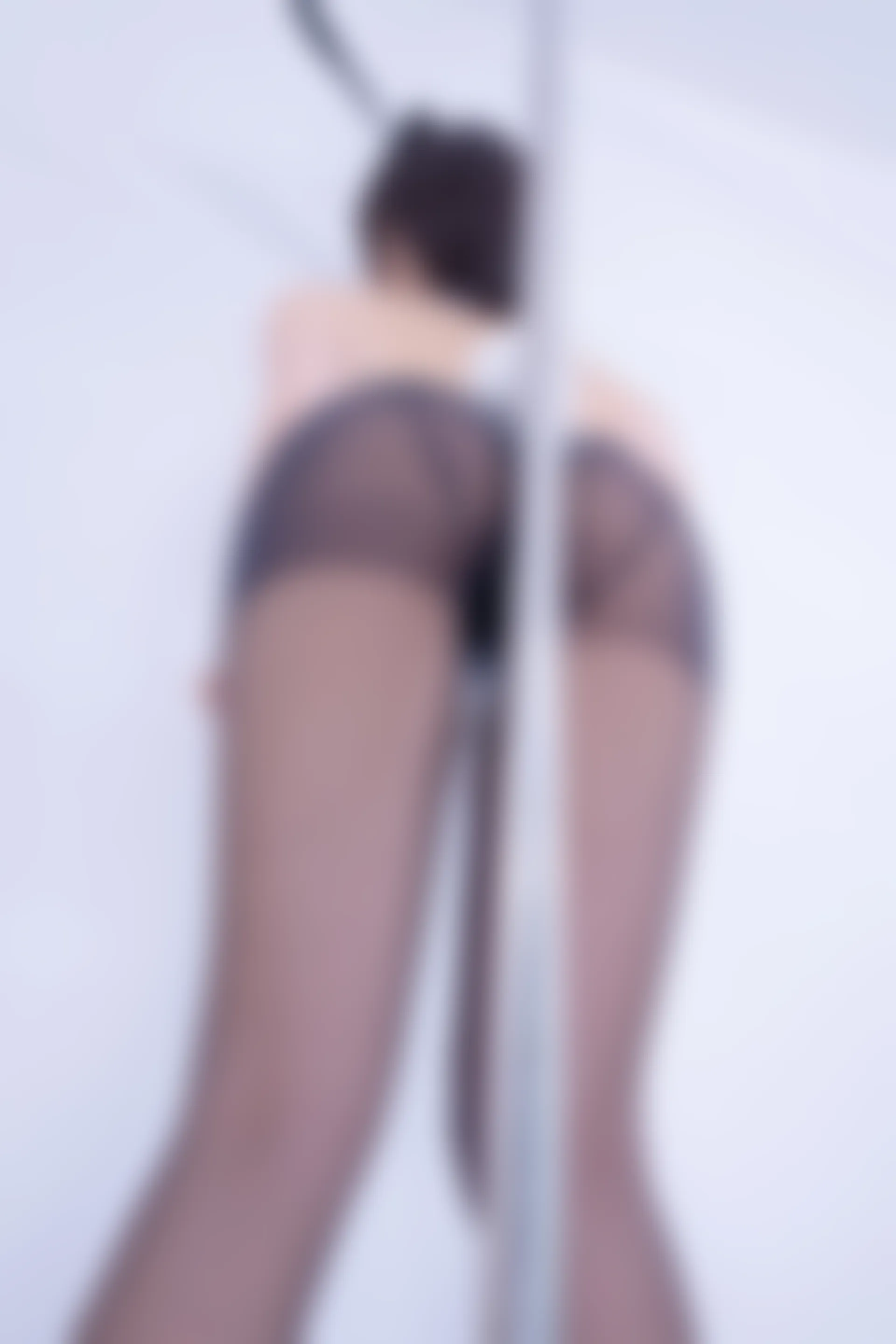 神楽坂真冬 第三季 序号33：兔女郎与钢管《バニーバブル》 [150P2V-825MB]标签：兔女郎, 内衣, 双马尾, 白丝, 神楽坂真冬, 美腿, 美足, 高跟鞋, 黑丝