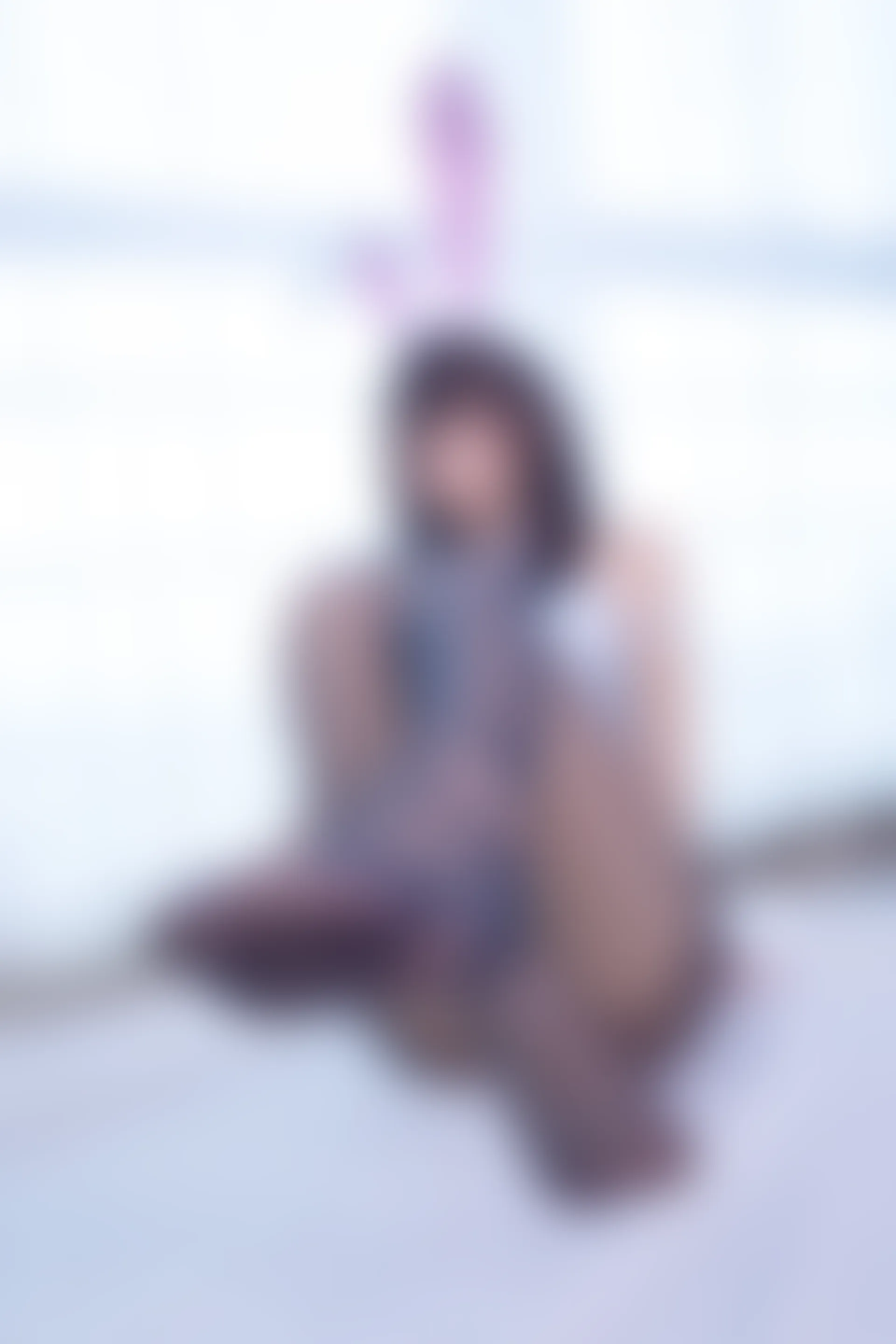 神楽坂真冬 第三季 序号33：兔女郎与钢管《バニーバブル》 [150P2V-825MB]标签：兔女郎, 内衣, 双马尾, 白丝, 神楽坂真冬, 美腿, 美足, 高跟鞋, 黑丝