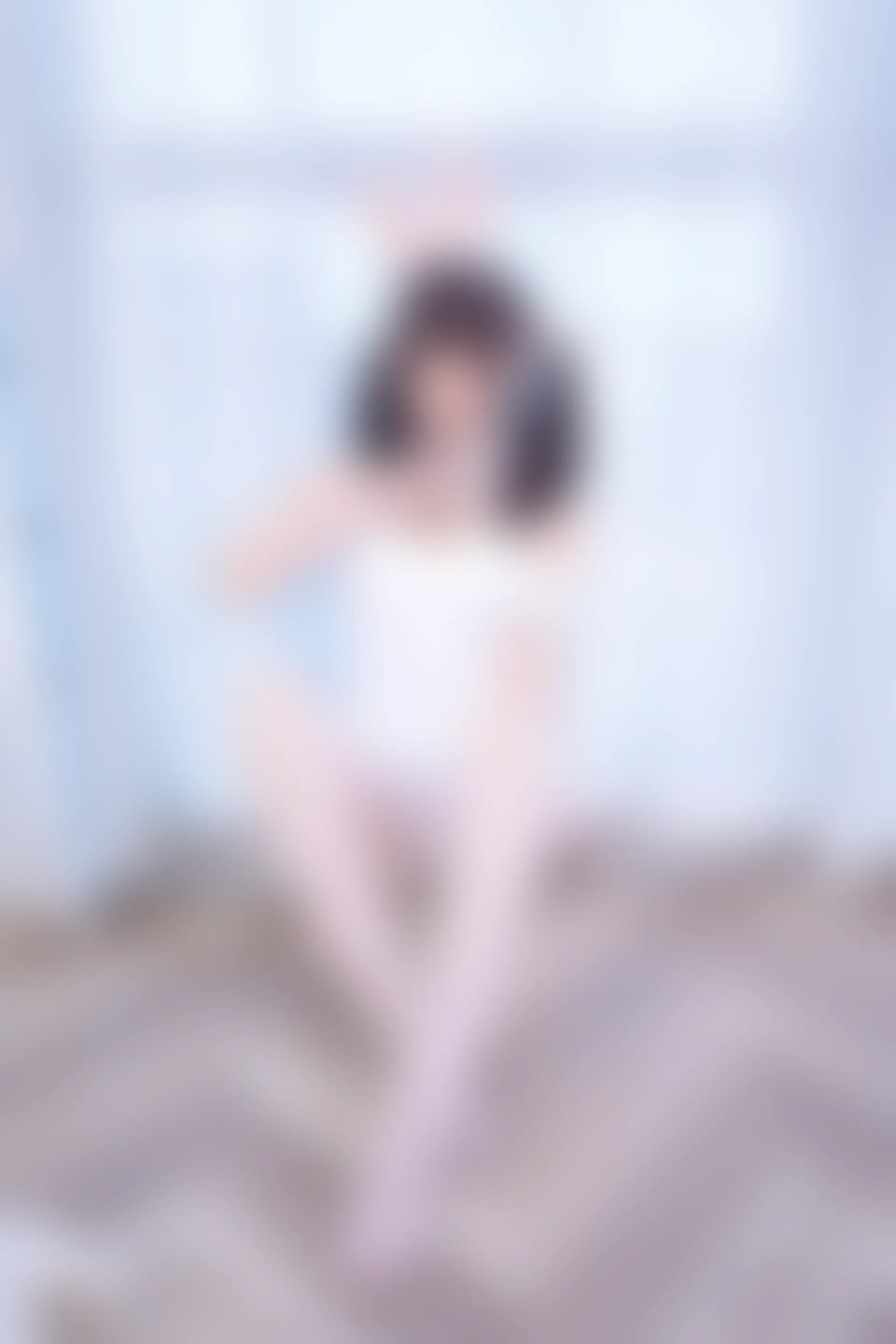 神楽坂真冬 第三季 序号33：兔女郎与钢管《バニーバブル》 [150P2V-825MB]标签：兔女郎, 内衣, 双马尾, 白丝, 神楽坂真冬, 美腿, 美足, 高跟鞋, 黑丝