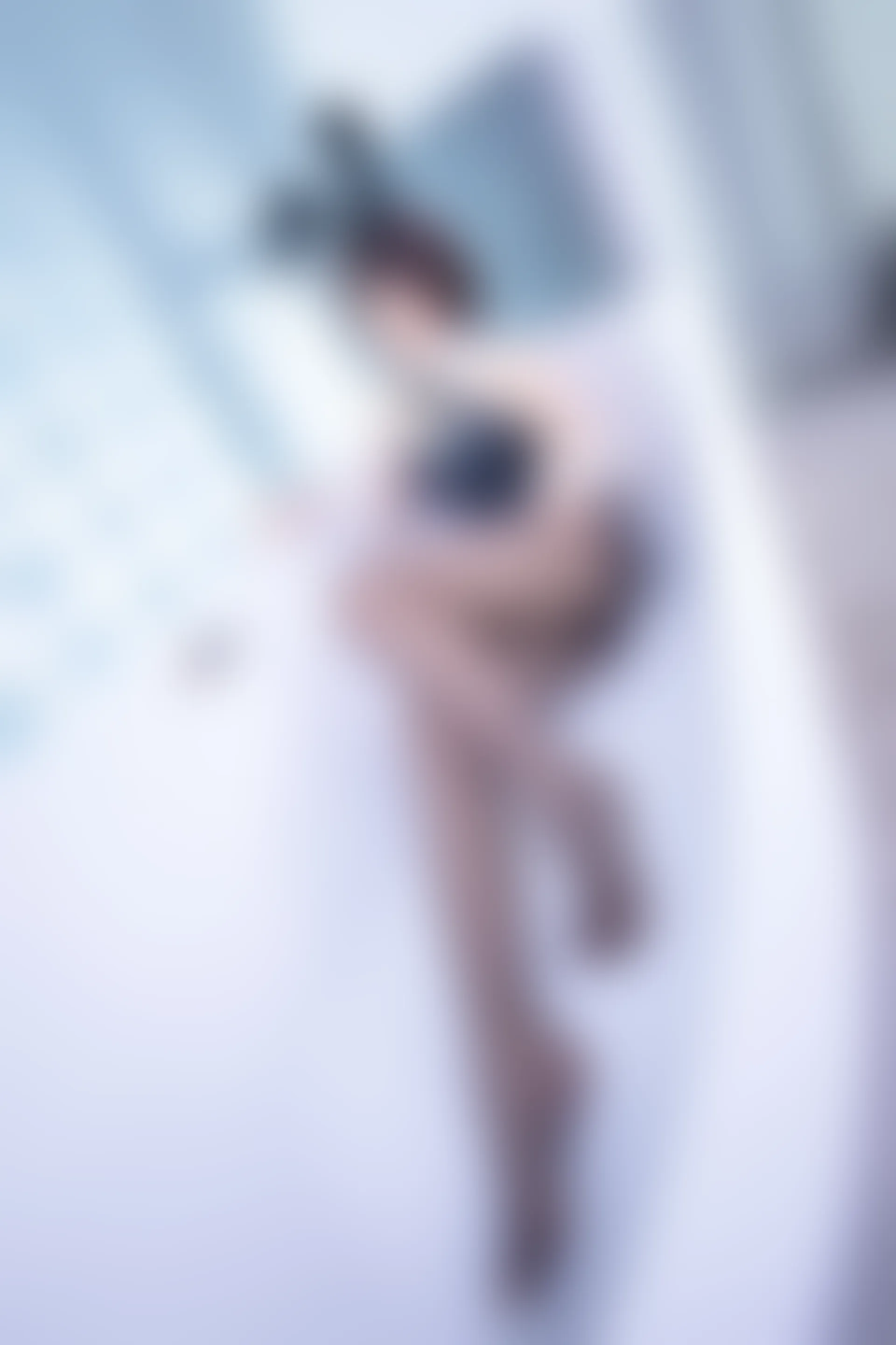 神楽坂真冬 第三季 序号33：兔女郎与钢管《バニーバブル》 [150P2V-825MB]标签：兔女郎, 内衣, 双马尾, 白丝, 神楽坂真冬, 美腿, 美足, 高跟鞋, 黑丝