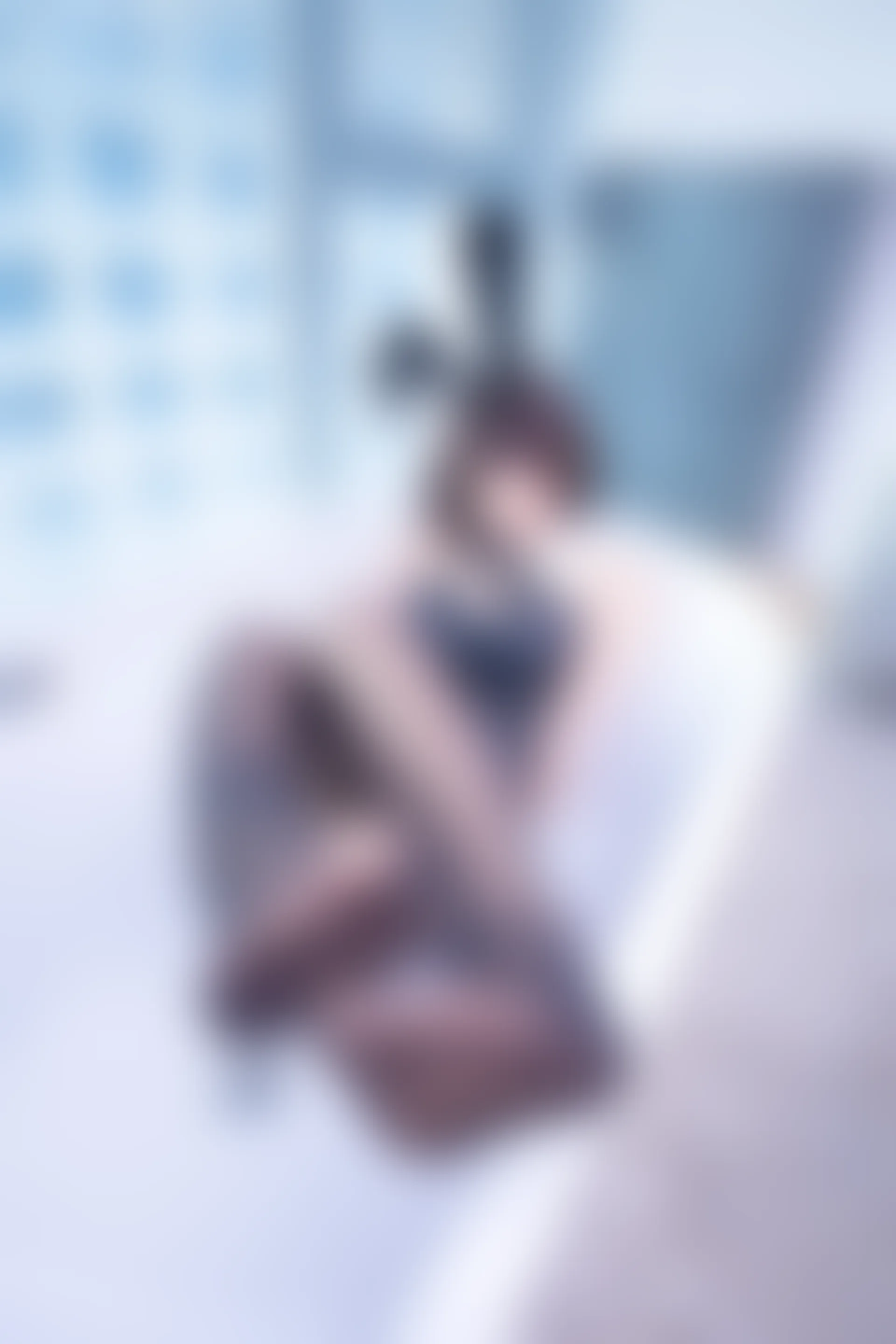 神楽坂真冬 第三季 序号33：兔女郎与钢管《バニーバブル》 [150P2V-825MB]标签：兔女郎, 内衣, 双马尾, 白丝, 神楽坂真冬, 美腿, 美足, 高跟鞋, 黑丝