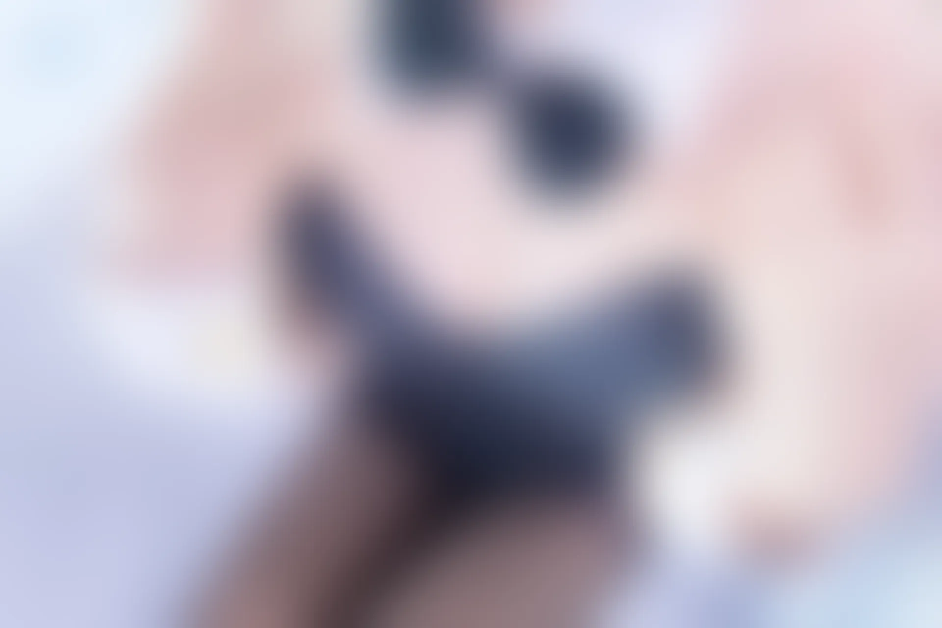 神楽坂真冬 第三季 序号33：兔女郎与钢管《バニーバブル》 [150P2V-825MB]标签：兔女郎, 内衣, 双马尾, 白丝, 神楽坂真冬, 美腿, 美足, 高跟鞋, 黑丝