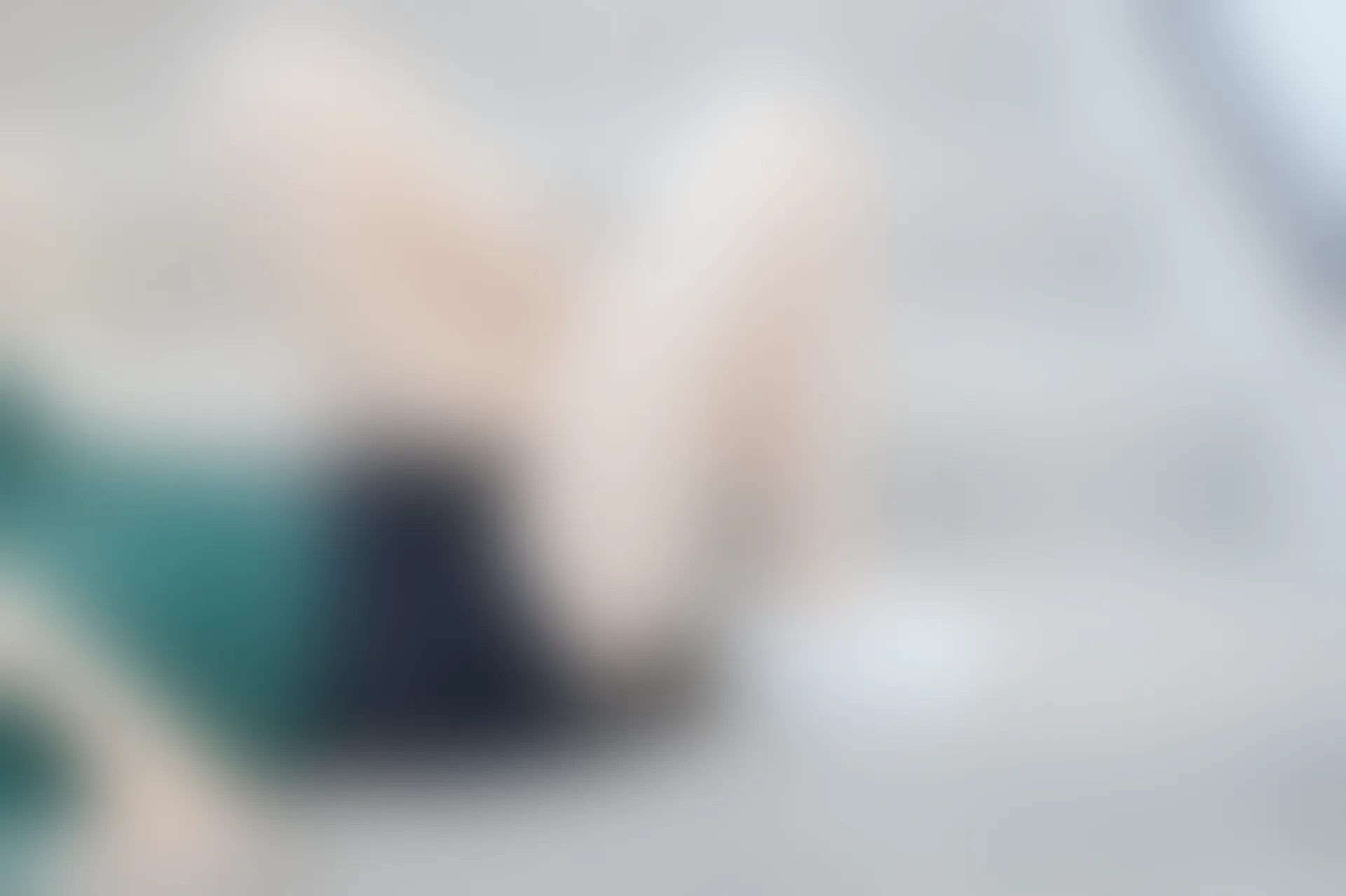 C47.005 绿T恤白鞋少女 [40P-83MB]