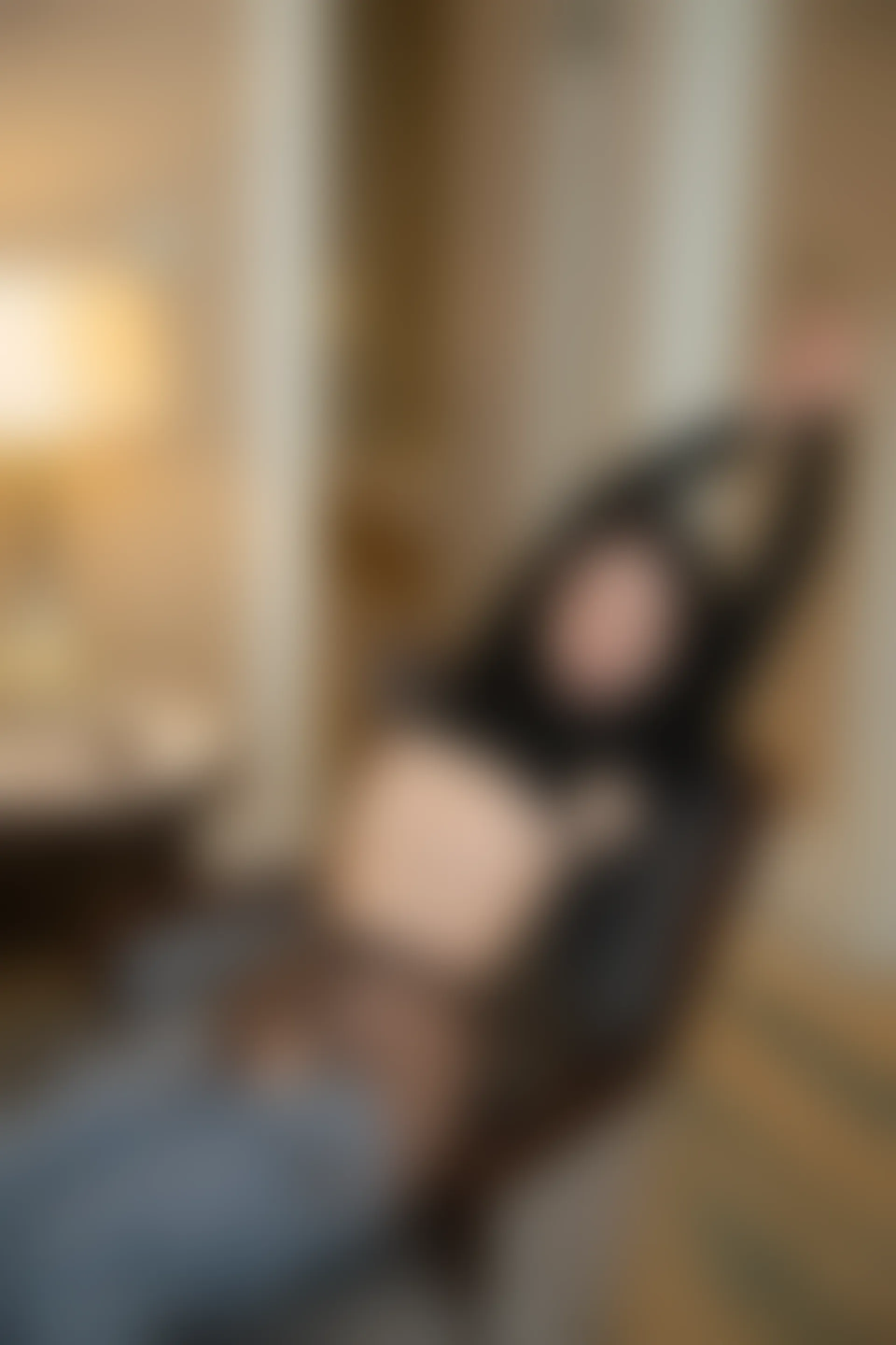 XiuRen秀人网 2022.01.05 No.4423 一颗甜蛋黄a 黑丝美腿[75+1P 766MB]