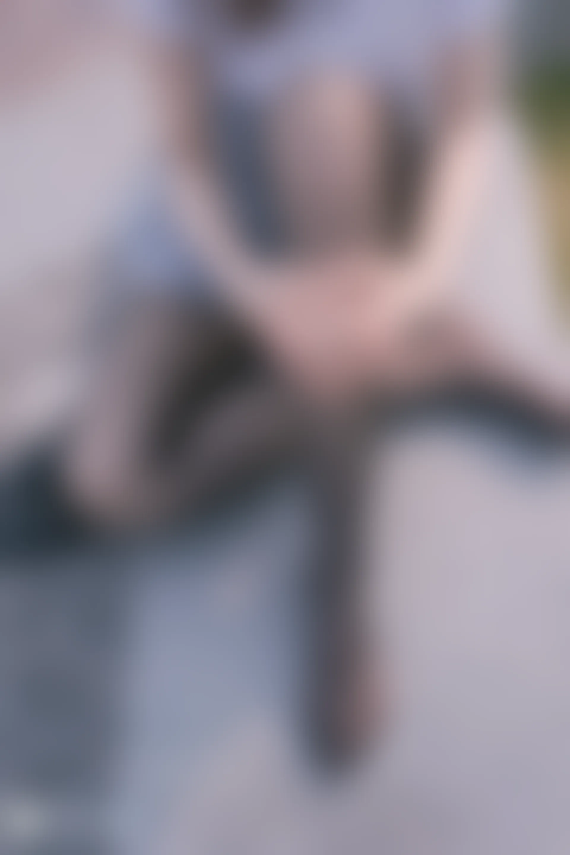 C00.003 河边的黑丝 [42P-89MB]