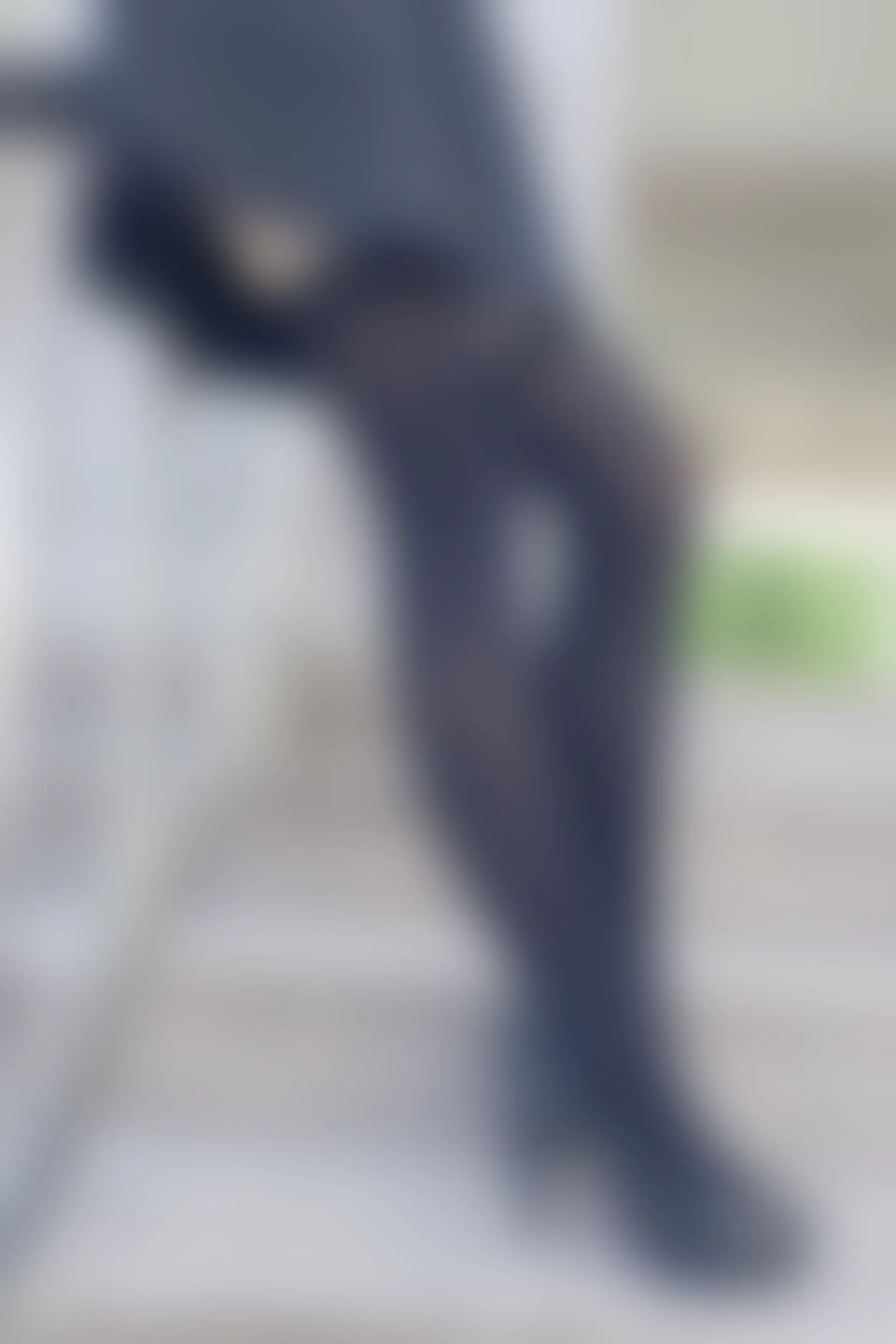 C08.003 黑色少女 [41P-95MB]