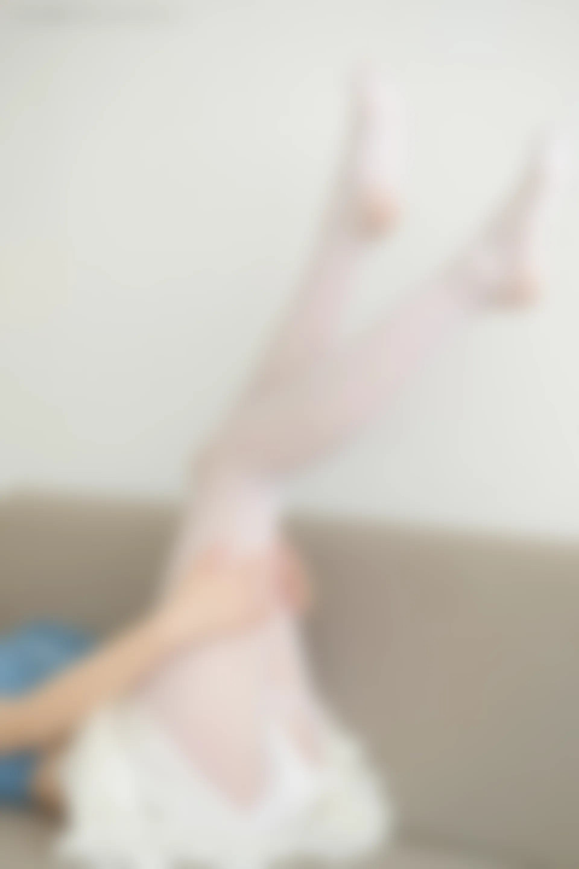 轻兰映画 Blue and White 白丝美腿双马尾[129P-698.7M]Blue and White, 可爱, 白丝, 美腿, 美足, 轻兰映画