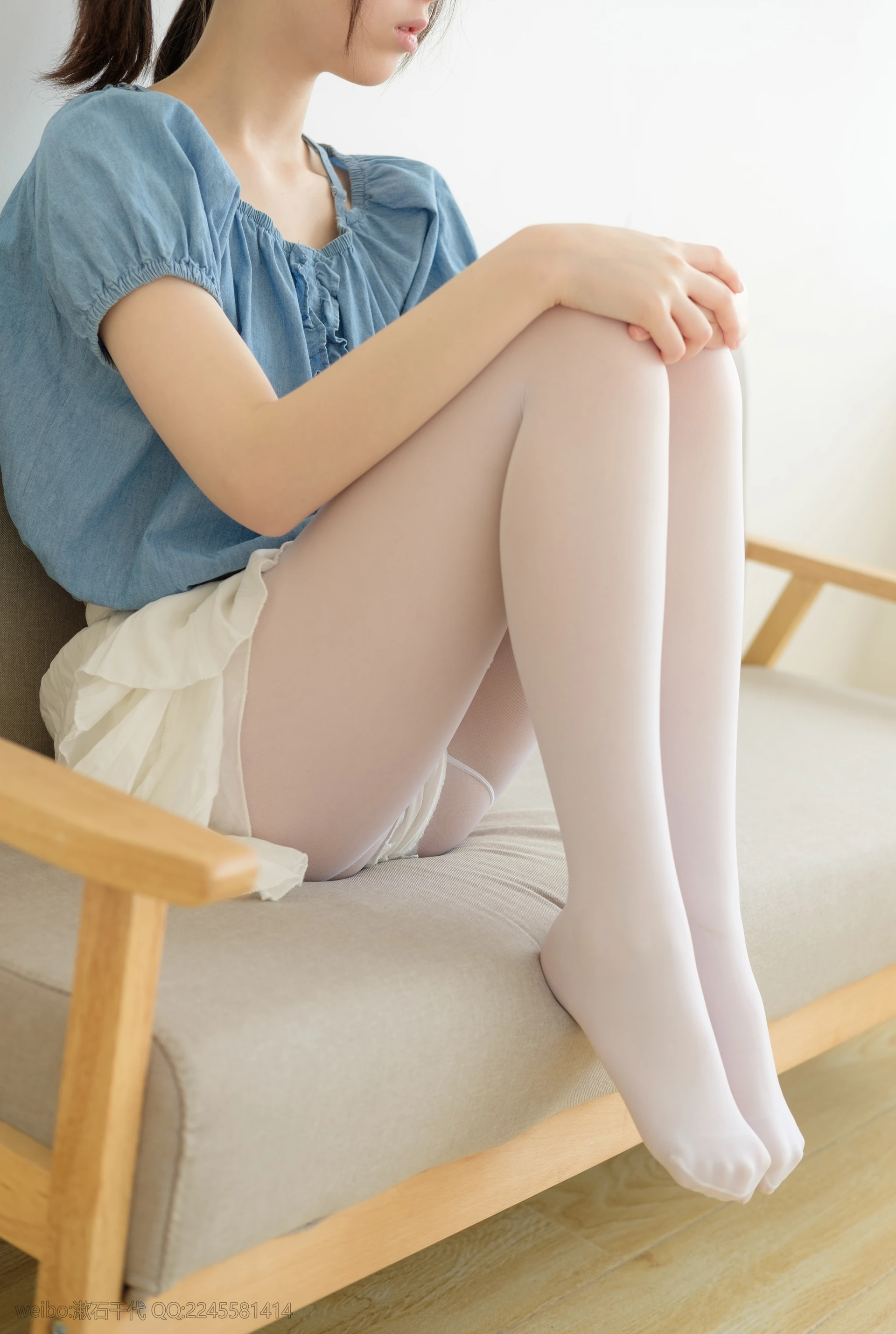 轻兰映画 Blue and White 白丝美腿双马尾[129P-698.7M]Blue and White, 可爱, 白丝, 美腿, 美足, 轻兰映画