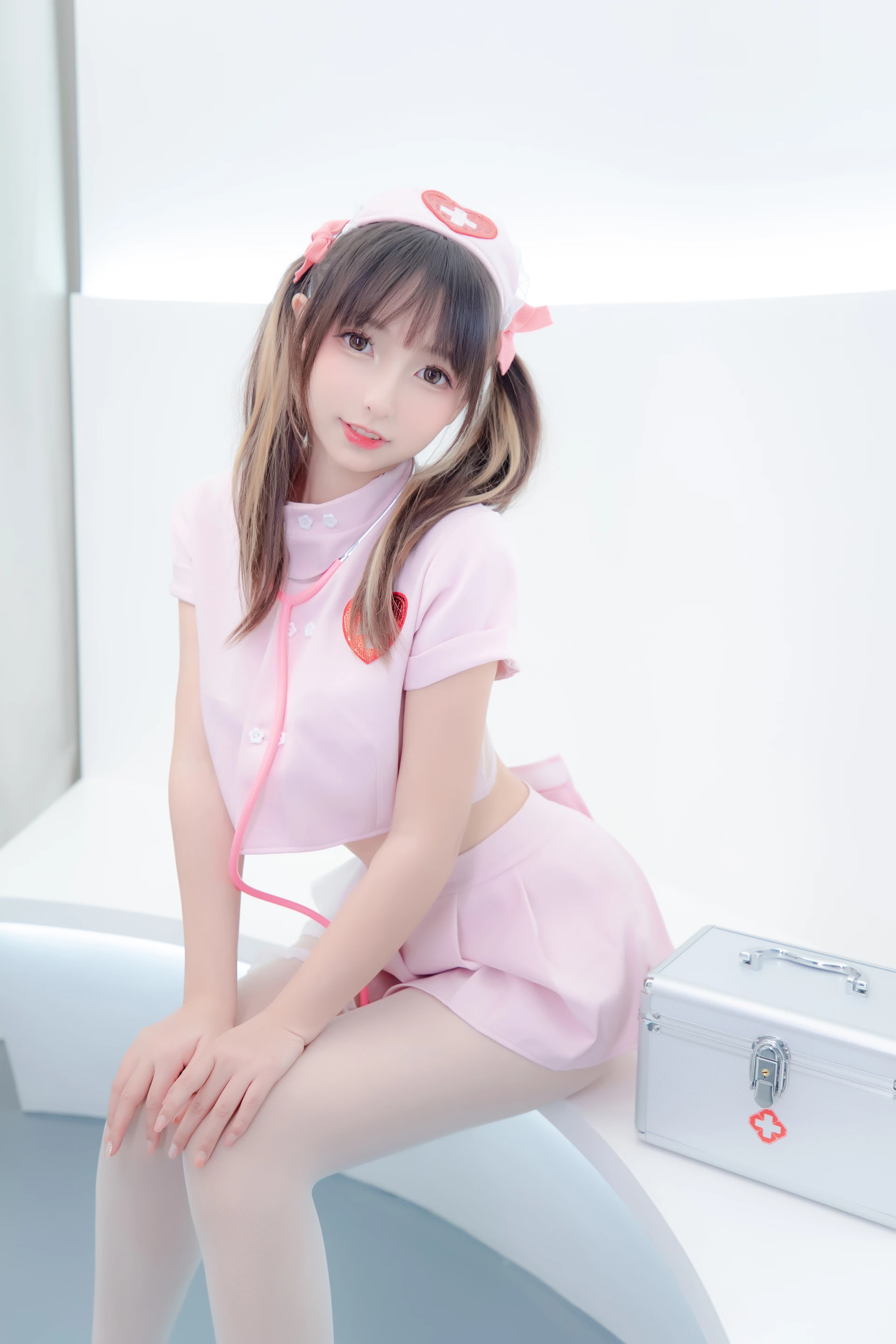 神楽坂真冬 第三季 序号27：白丝护士《心身バランス》 [150P2V-490MB]内衣, 双马尾, 护士, 白丝, 神楽坂真冬, 美腿, 美足, 高跟鞋