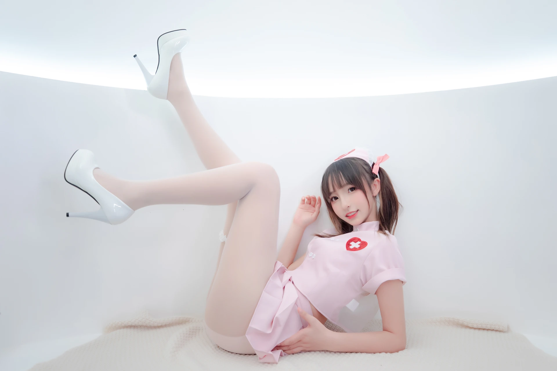 神楽坂真冬 第三季 序号27：白丝护士《心身バランス》 [150P2V-490MB]内衣, 双马尾, 护士, 白丝, 神楽坂真冬, 美腿, 美足, 高跟鞋