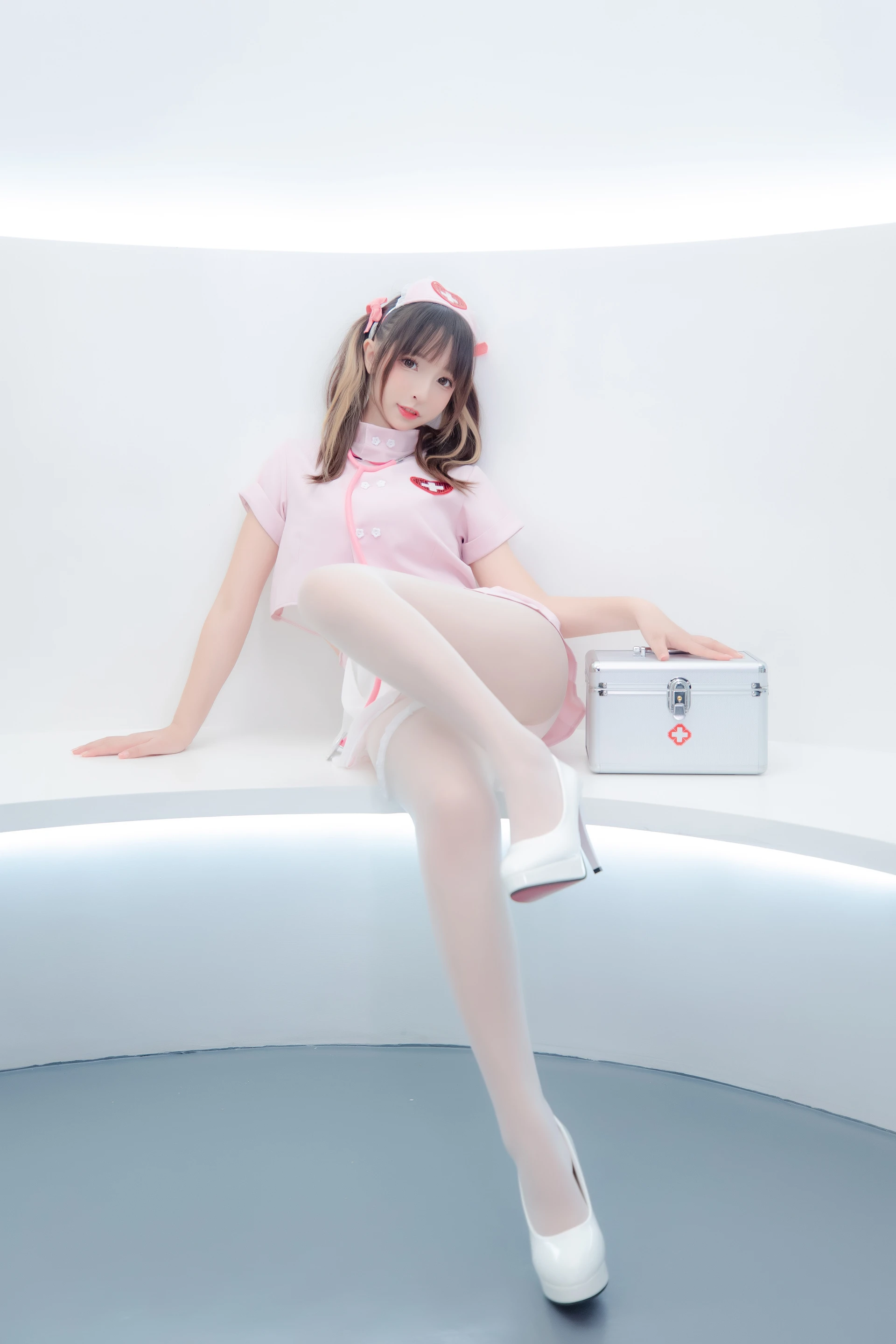 神楽坂真冬 第三季 序号27：白丝护士《心身バランス》 [150P2V-490MB]内衣, 双马尾, 护士, 白丝, 神楽坂真冬, 美腿, 美足, 高跟鞋