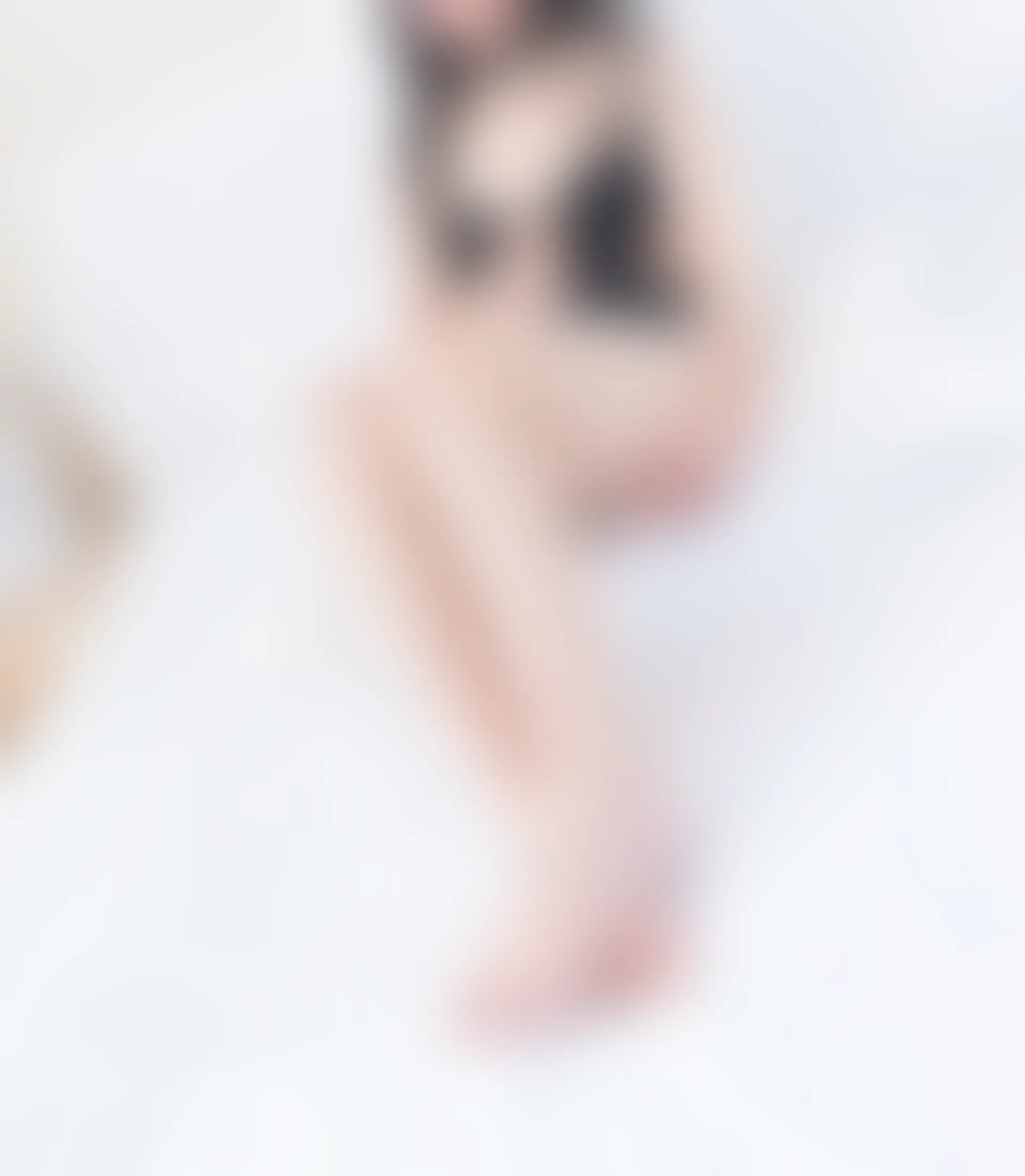 轻兰映画 Grand.010 [64P-242M]美腿, 美足, 轻兰映画