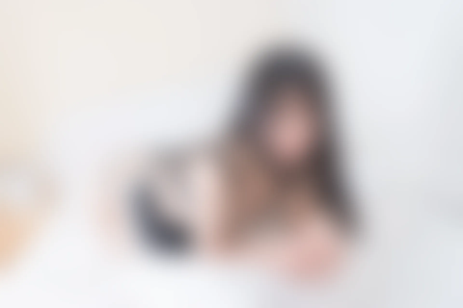 轻兰映画 Grand.010 [64P-242M]美腿, 美足, 轻兰映画