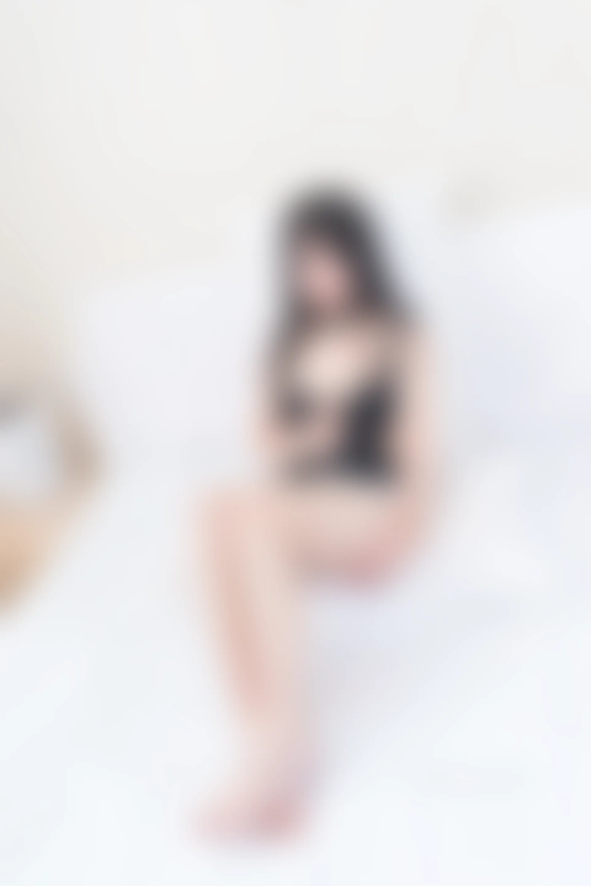 轻兰映画 Grand.010 [64P-242M]美腿, 美足, 轻兰映画