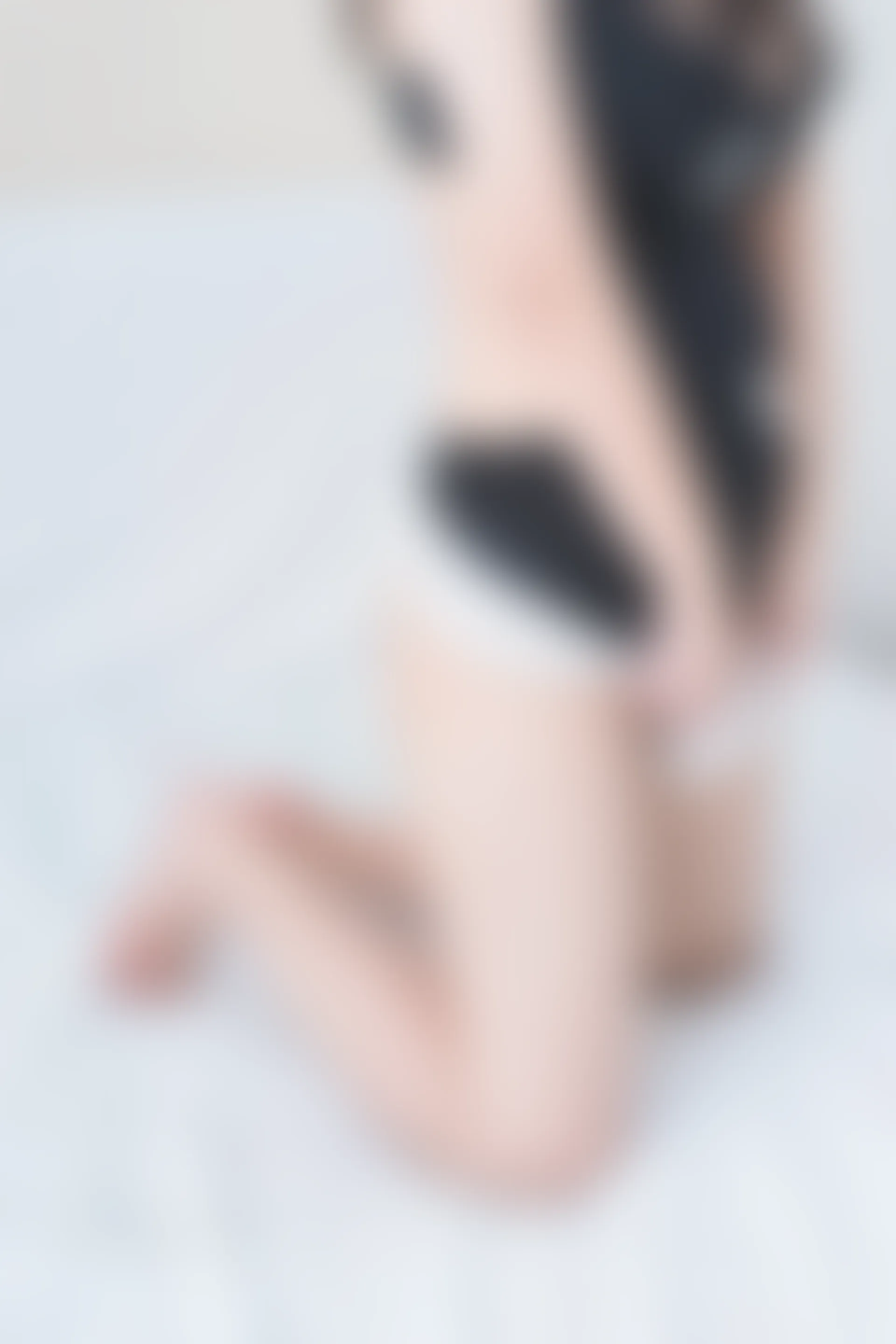 轻兰映画 Grand.010 [64P-242M]美腿, 美足, 轻兰映画