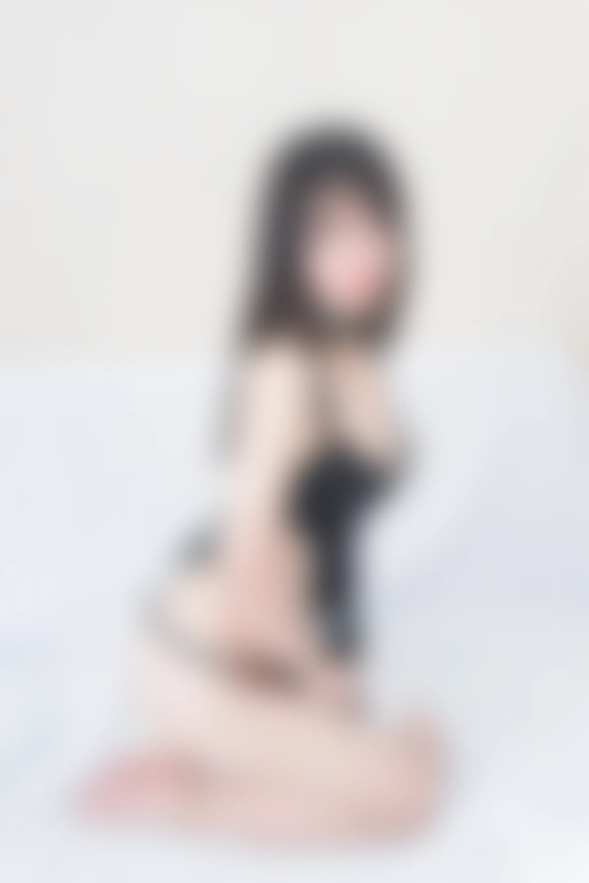 轻兰映画 Grand.010 [64P-242M]美腿, 美足, 轻兰映画