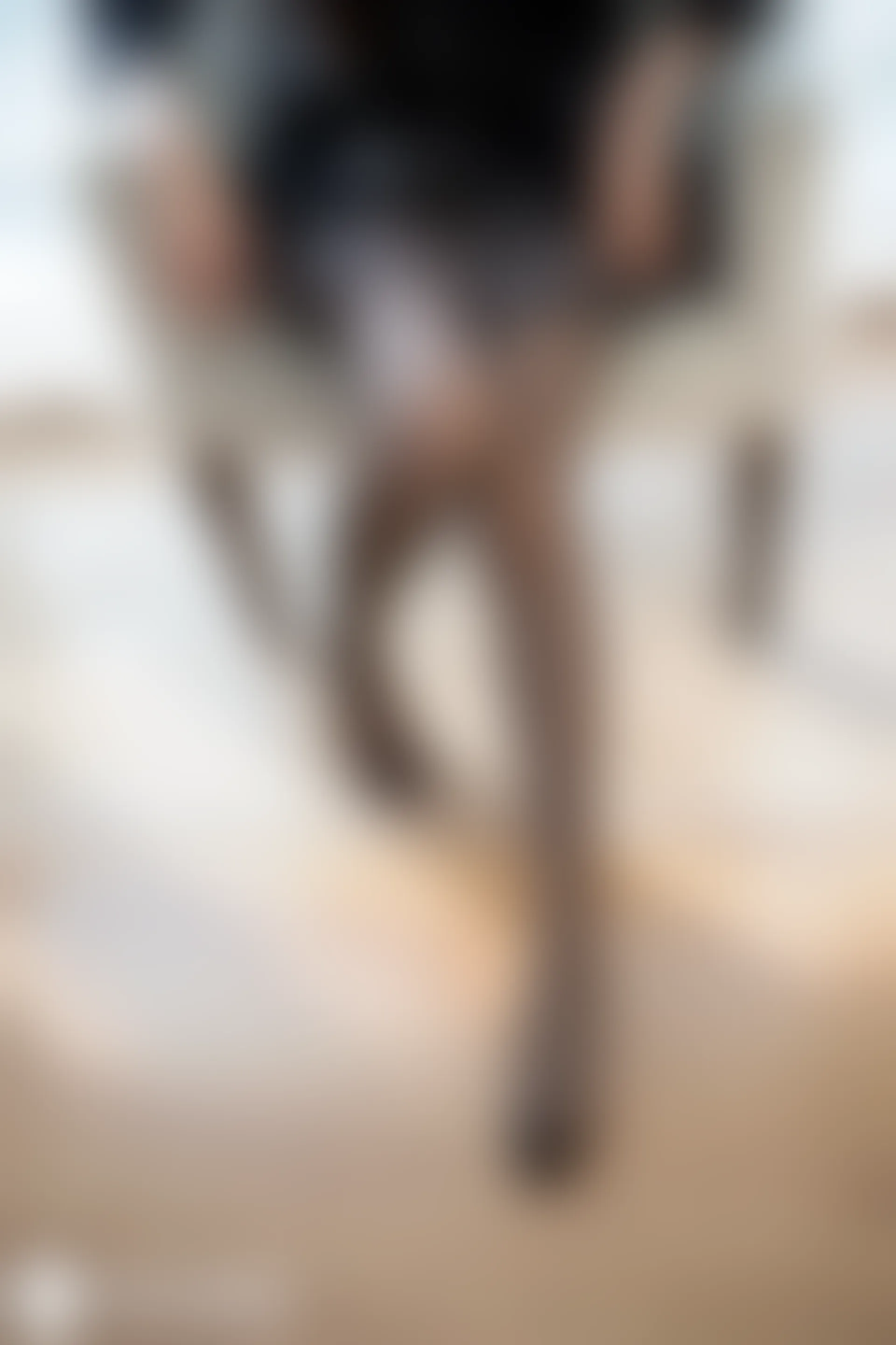 C35.007 阳光与黑丝 [40P-88MB]