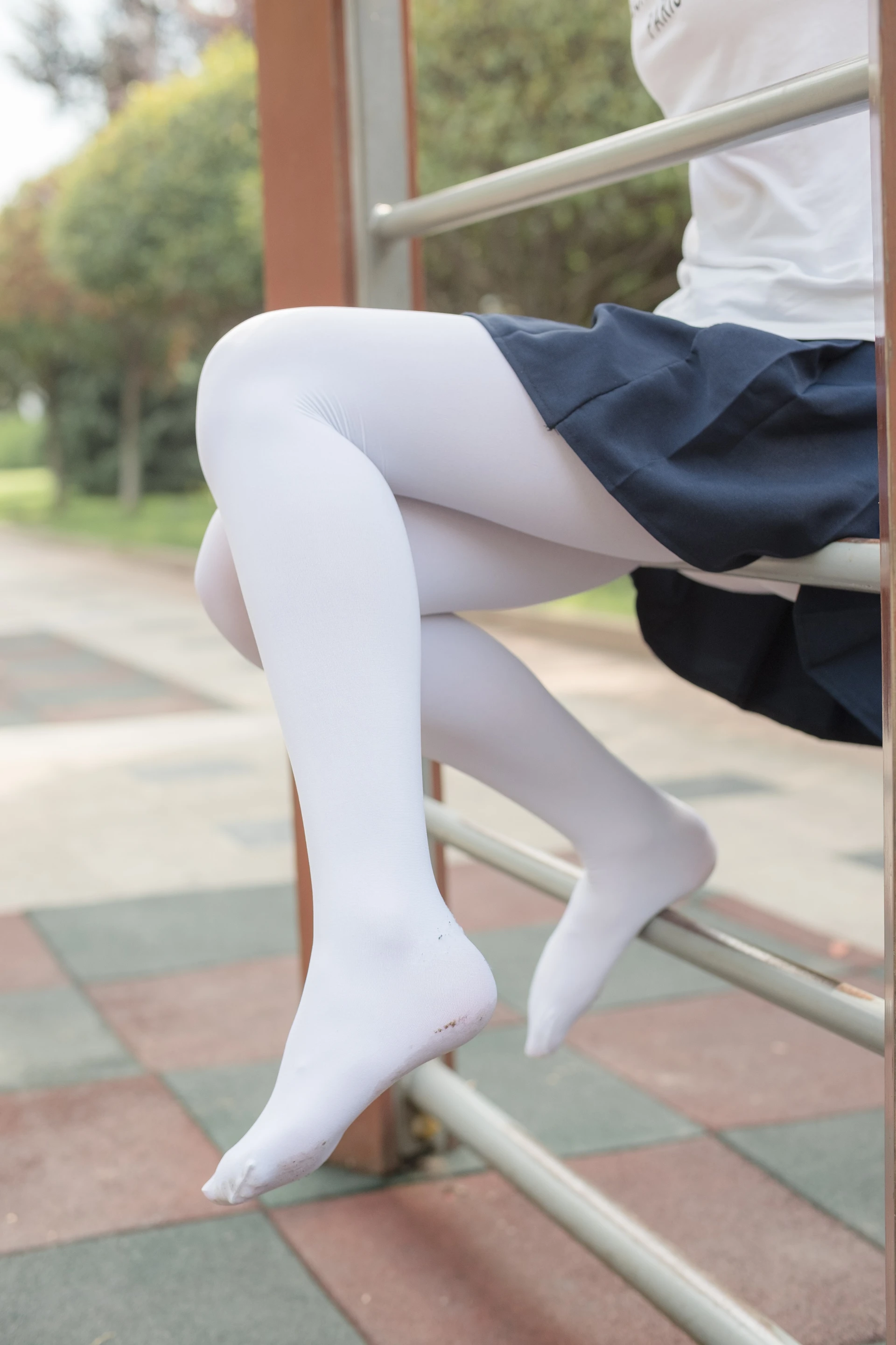 森萝财团 BETA-001 [91P-153M]校服, 白丝, 美腿