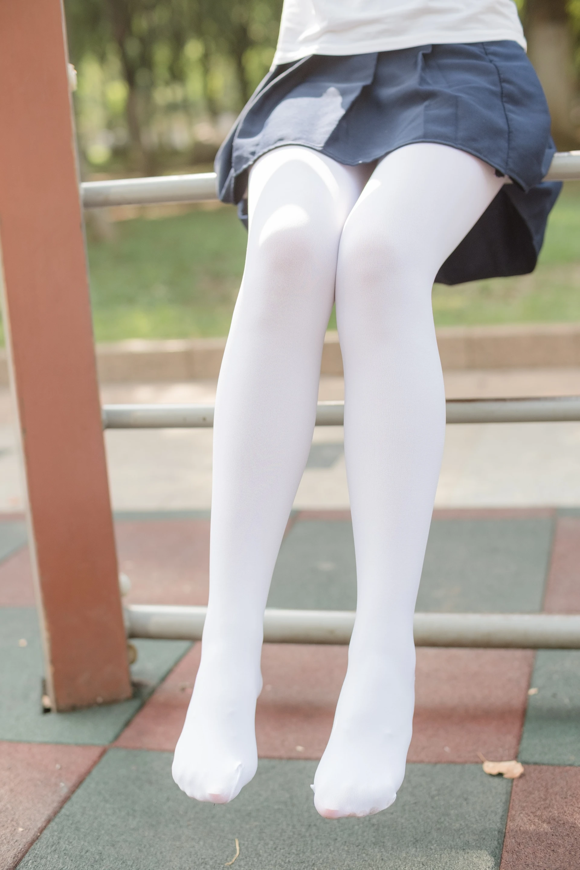 森萝财团 BETA-001 [91P-153M]校服, 白丝, 美腿