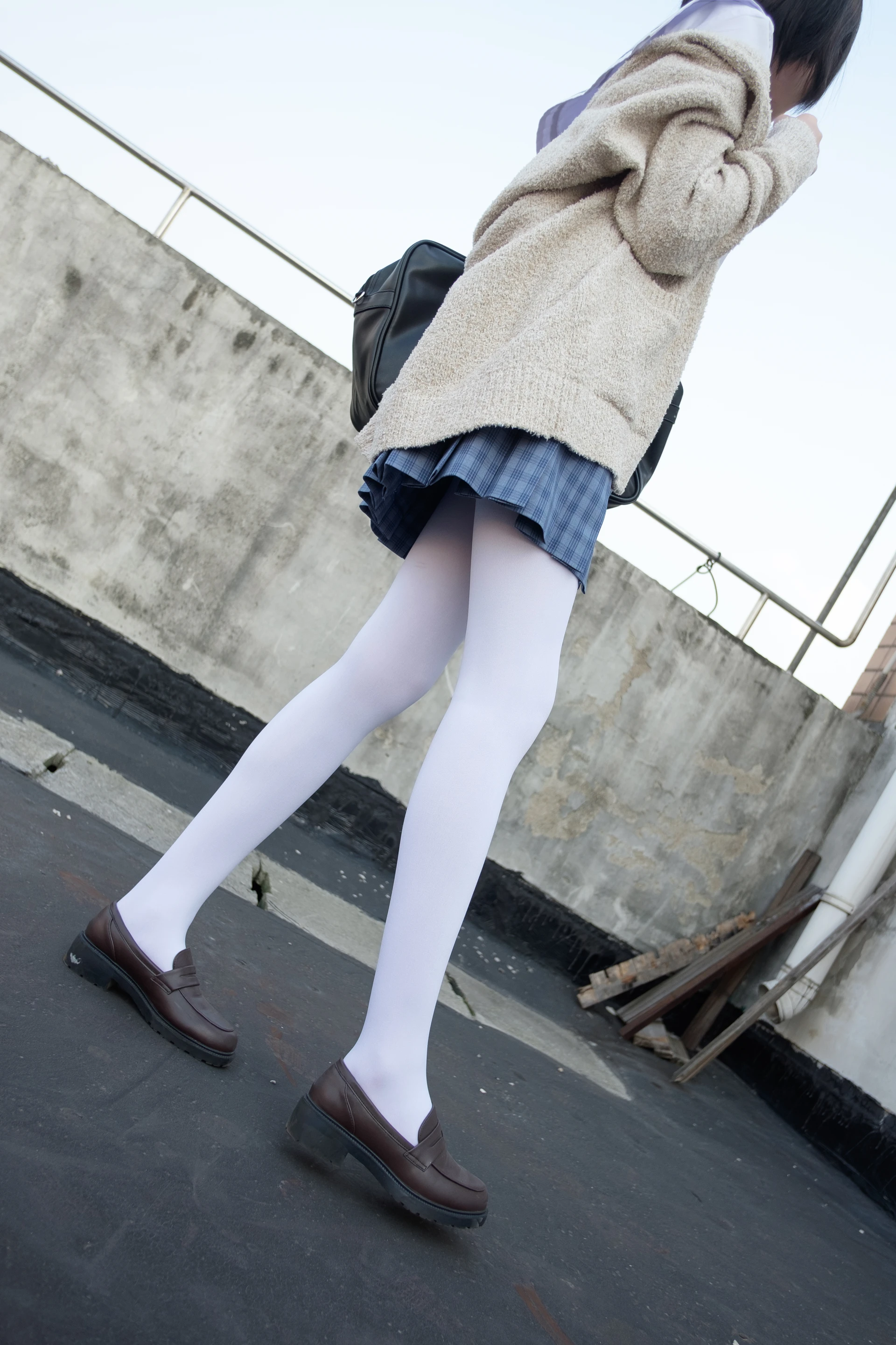 森萝财团 SSR-001 [74P-490M]Aika, 校服, 森萝财团, 白丝