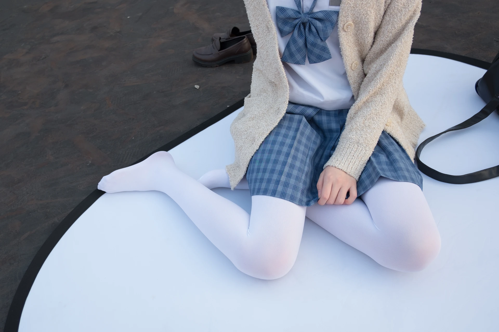 森萝财团 SSR-001 [74P-490M]Aika, 校服, 森萝财团, 白丝