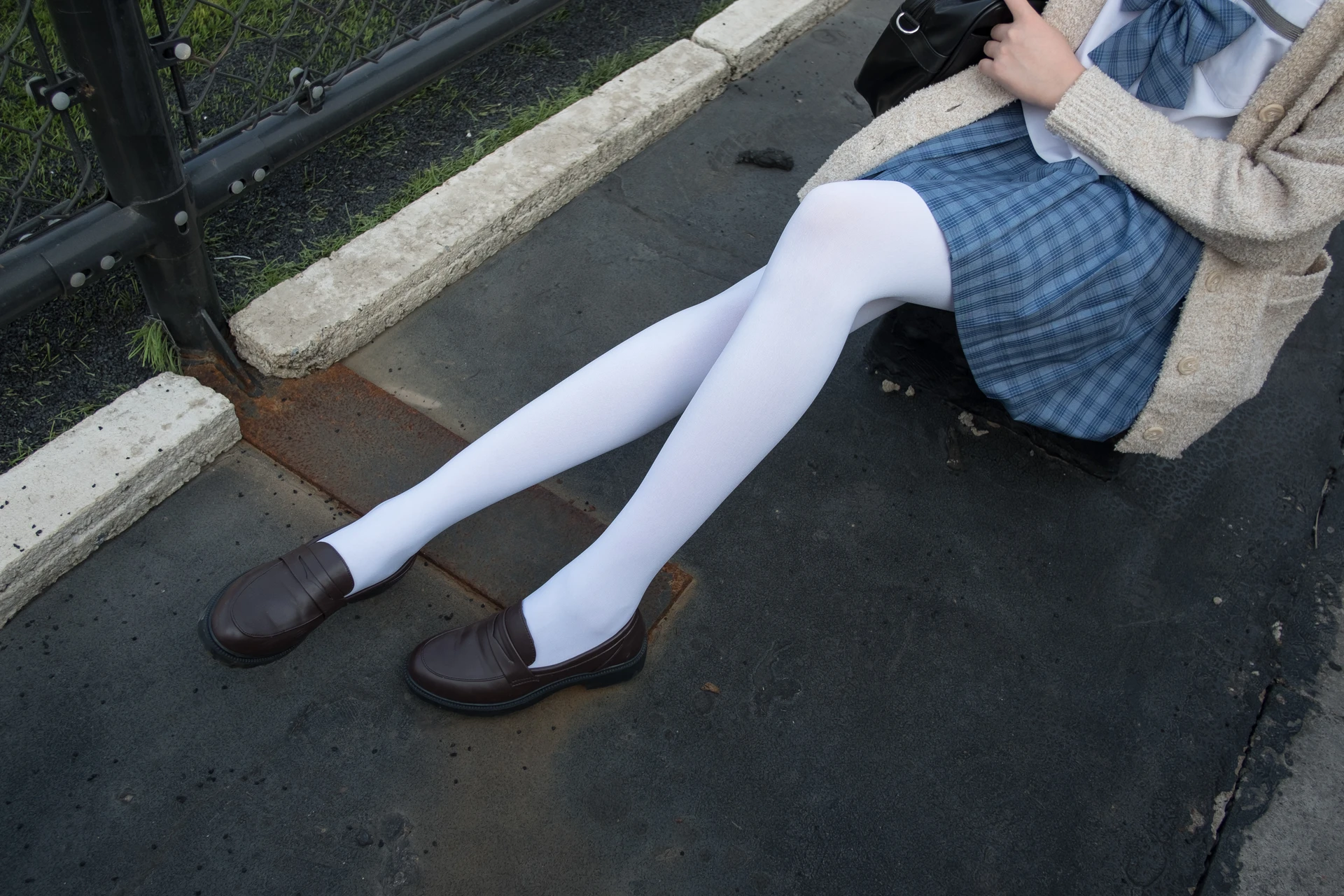 森萝财团 SSR-001 [74P-490M]Aika, 校服, 森萝财团, 白丝