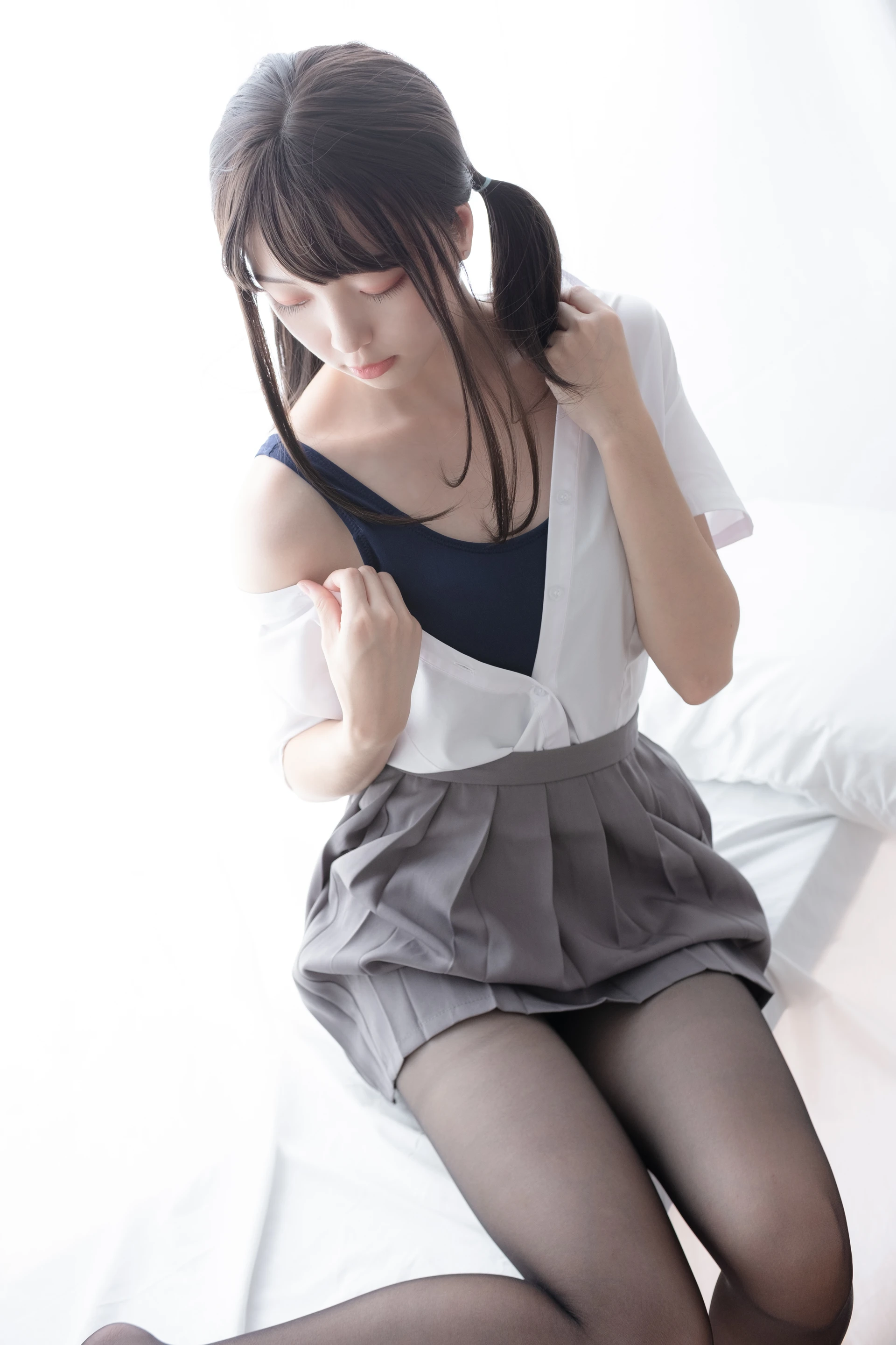 森萝财团 LOVEPLUS-002 [110P1V-1.7G]森萝财团, 黑丝