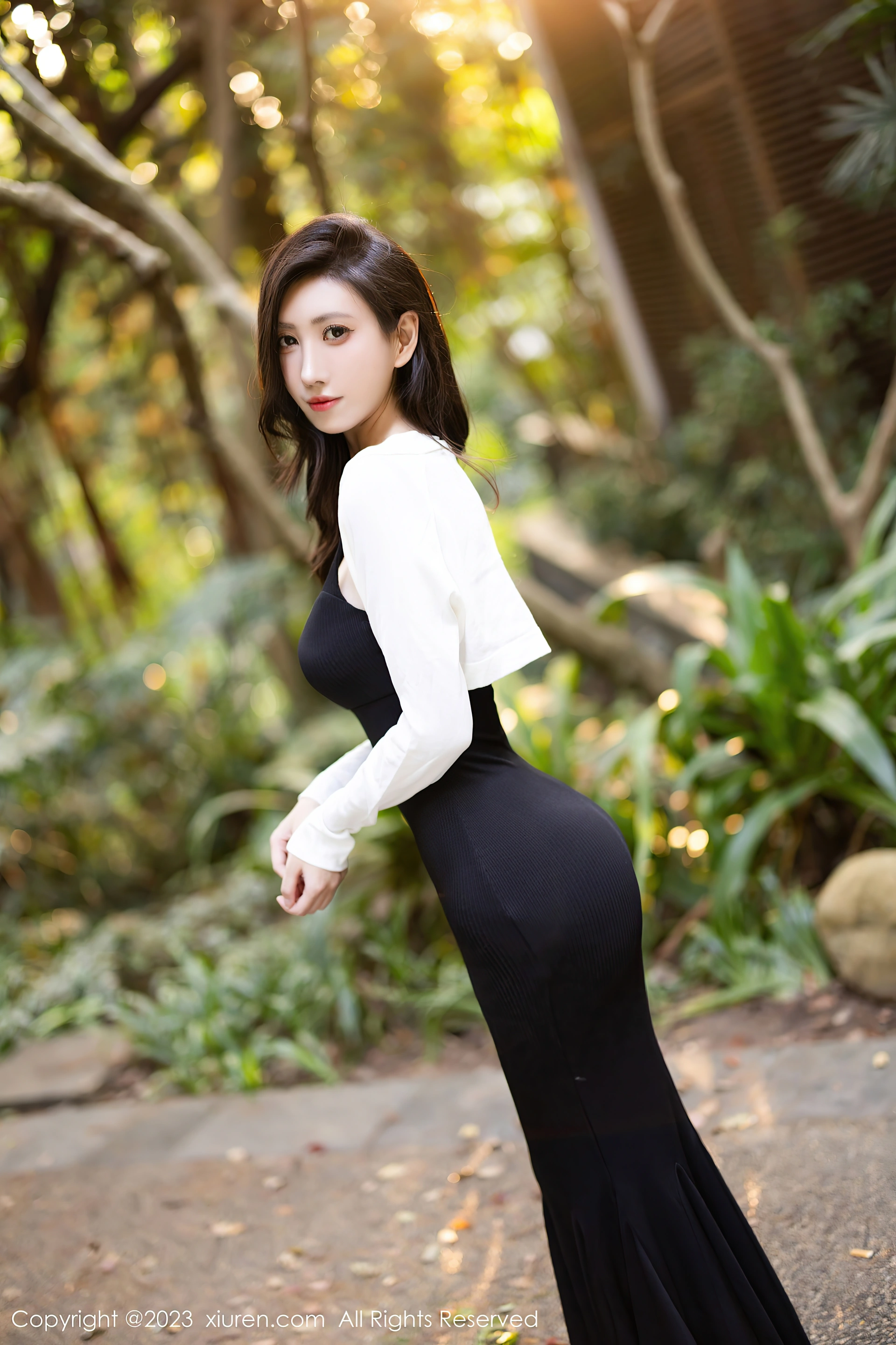 XIUREN秀人网 2023.12.19 NO.7830 章芃芃[80+1P／685MB]