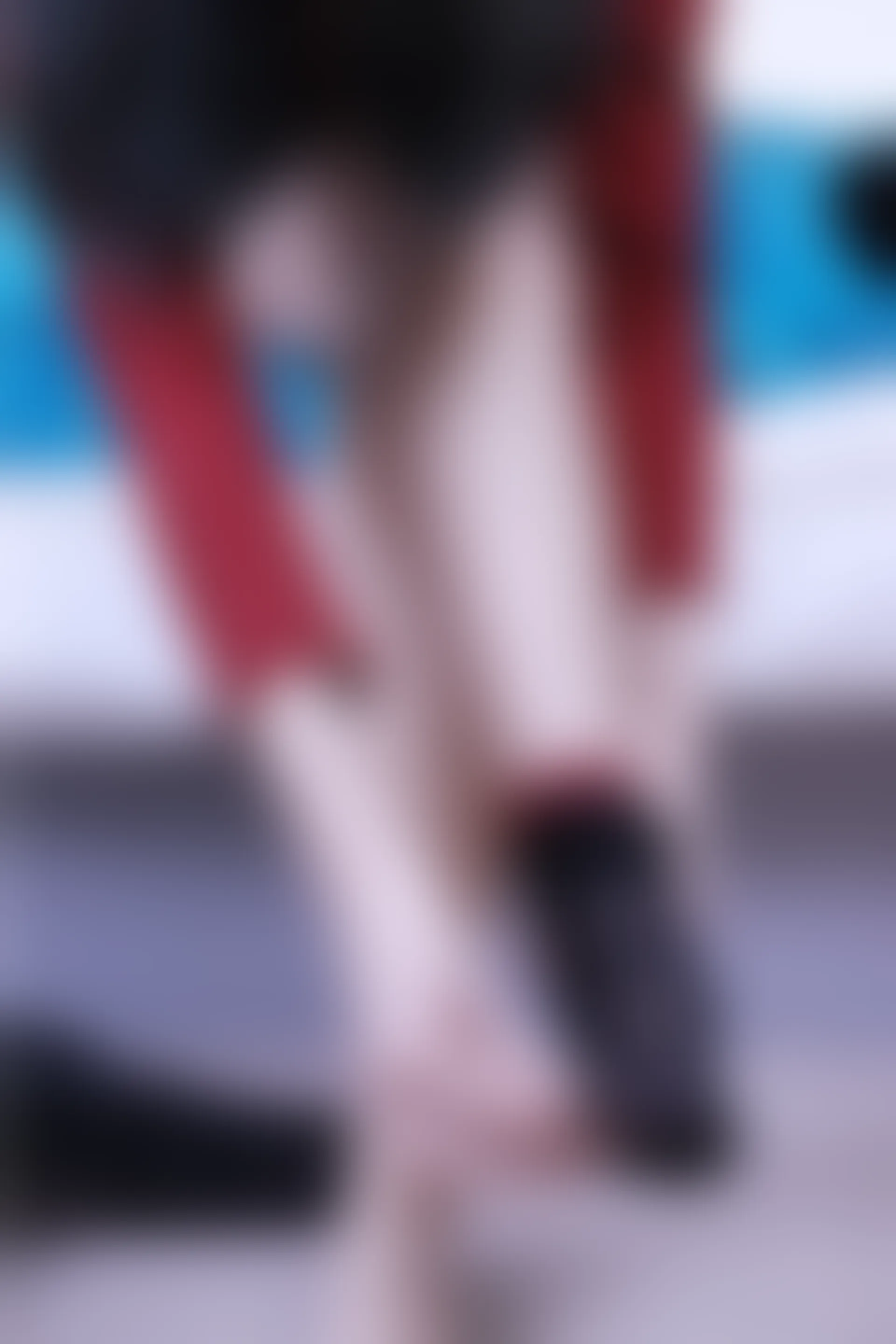 初夏女神 NO.017 依依~M码酒红连衣裙搭黑色长靴[140P-1V-6.76G]