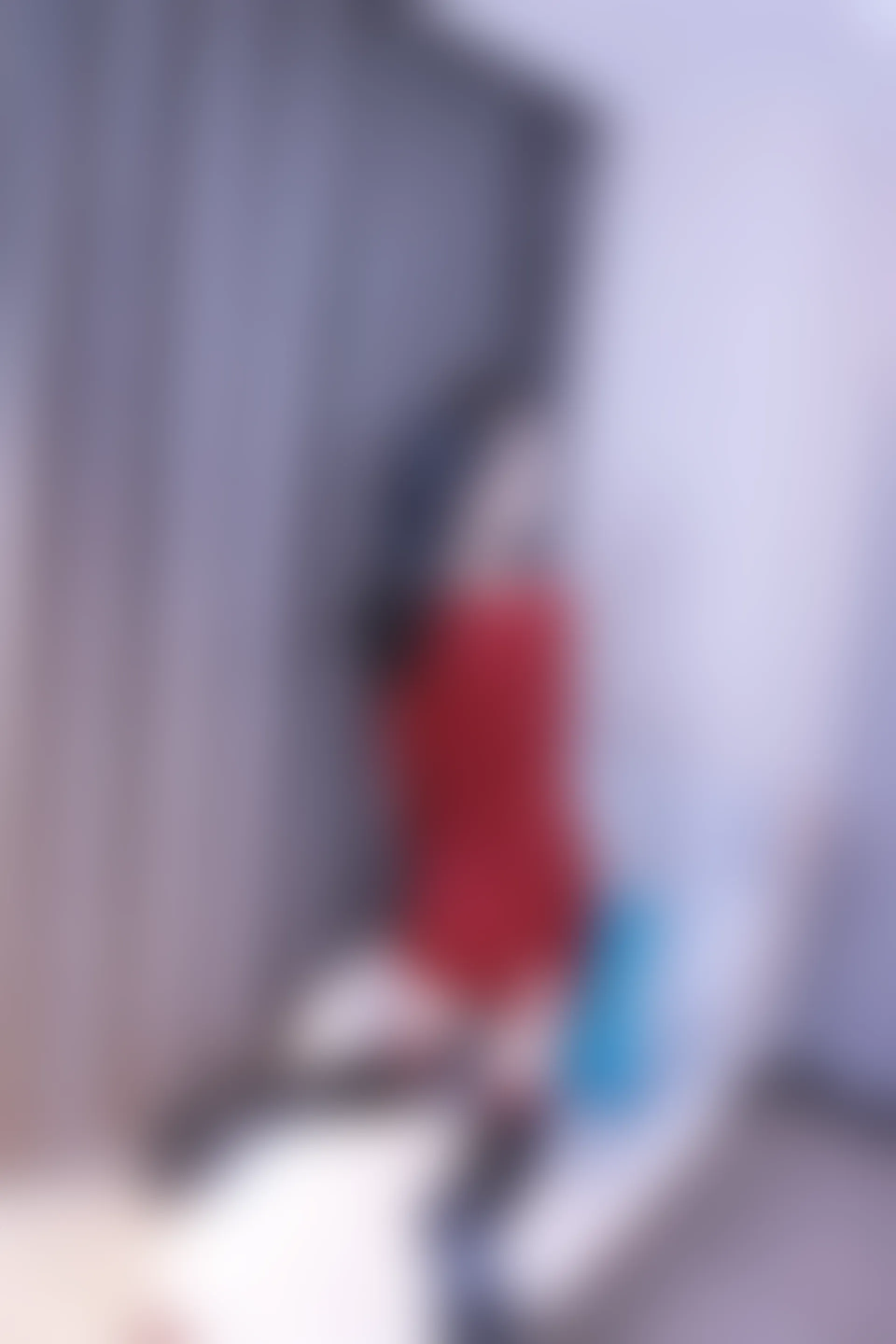 初夏女神 NO.017 依依~M码酒红连衣裙搭黑色长靴[140P-1V-6.76G]