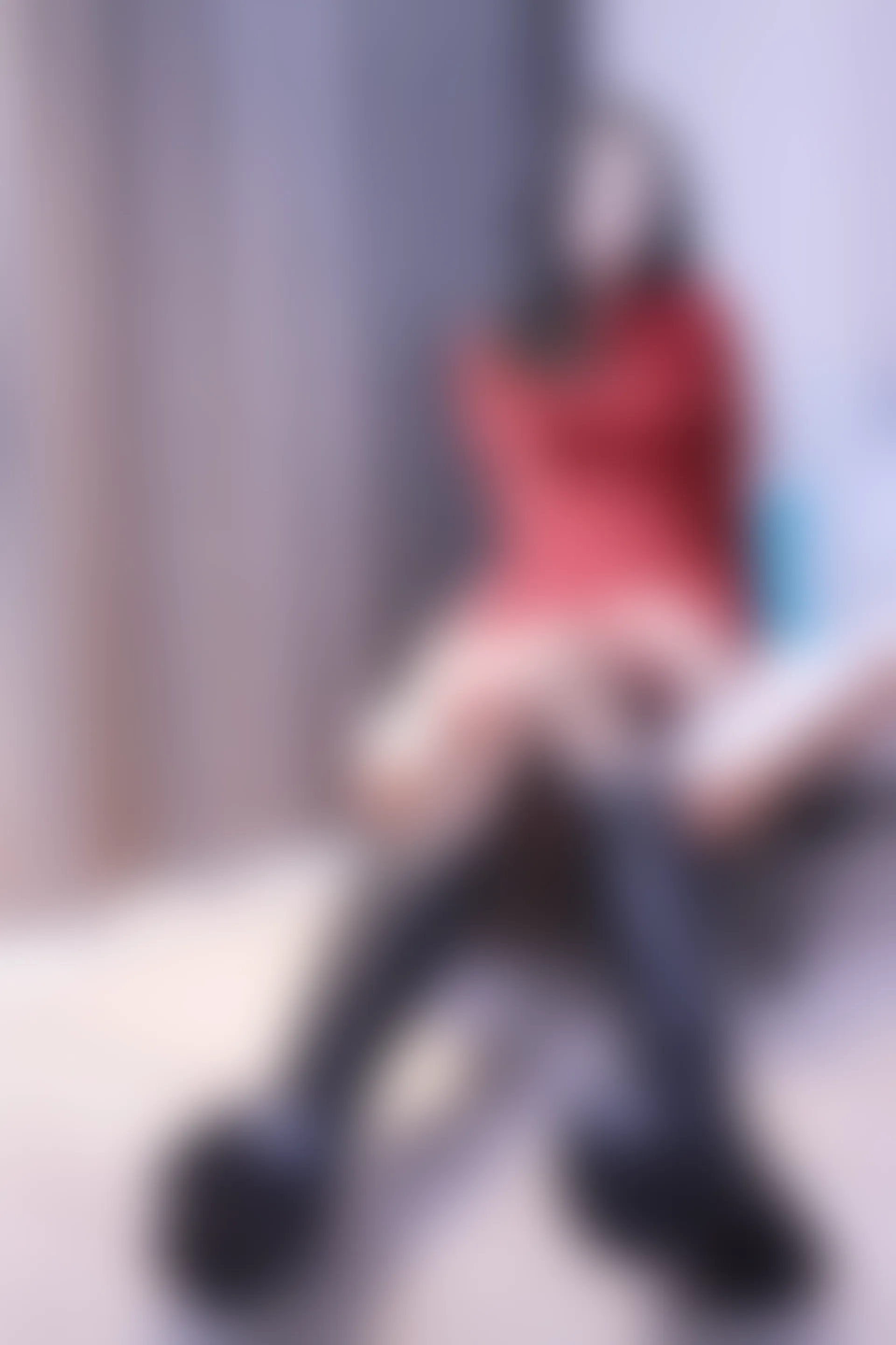初夏女神 NO.017 依依~M码酒红连衣裙搭黑色长靴[140P-1V-6.76G]