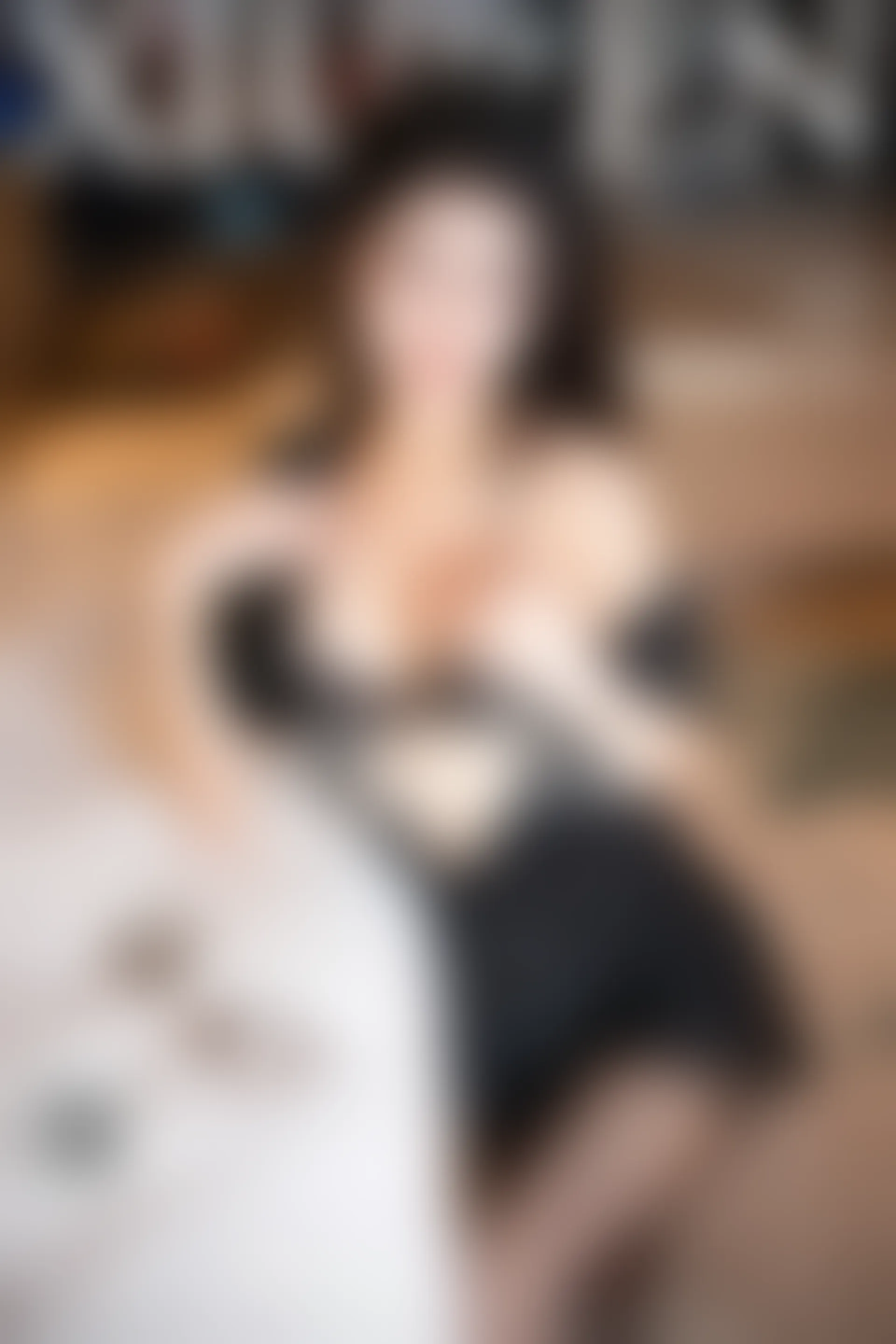 XiuRen秀人网 2021.11.01 No.4147 媛媛酱belle 黑丝 手铐[43+1P 383MB]