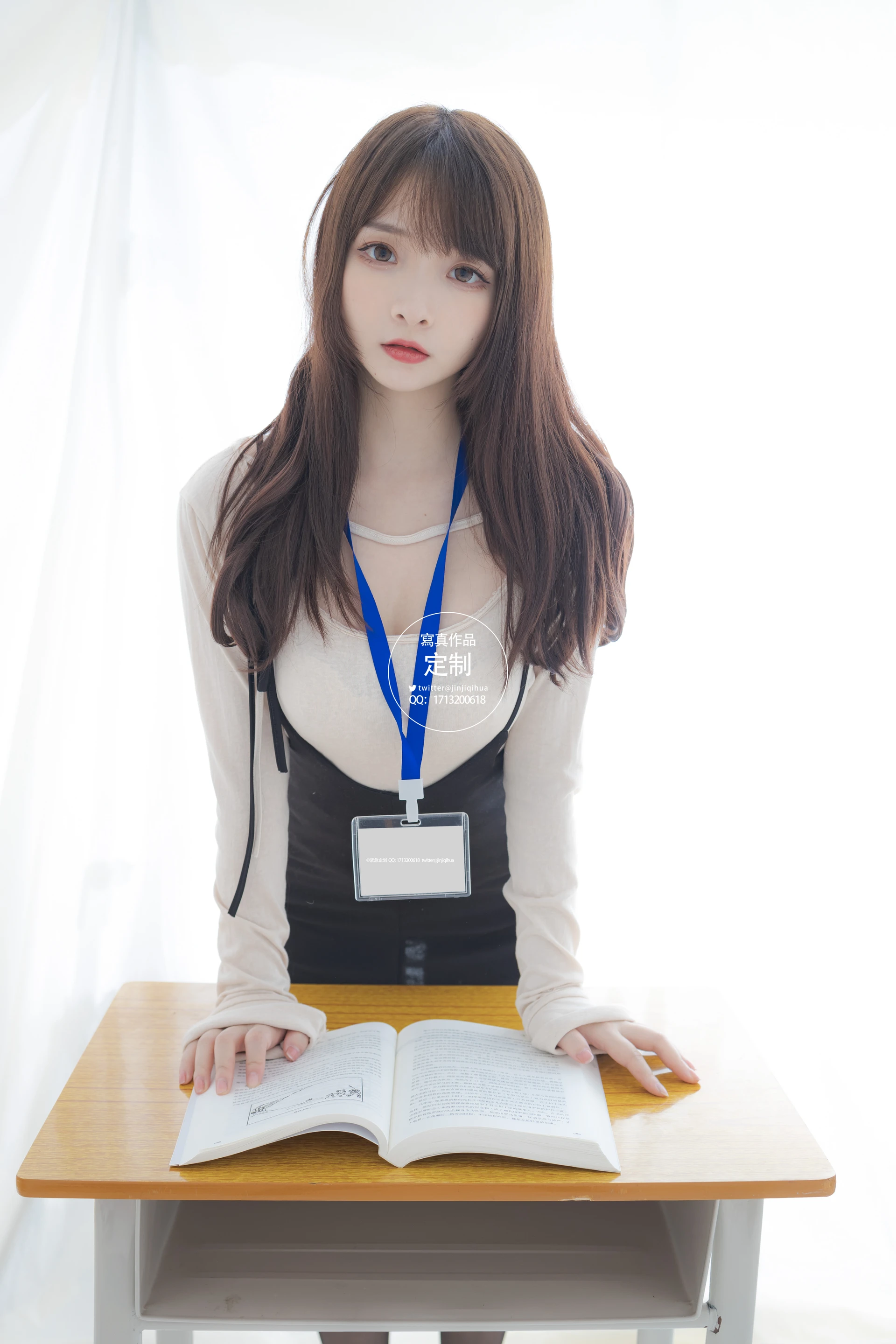 紧急企划 C-001 [66P-539M] 古川kaguraOL, 制服, 古川kagura, 紧急企划, 美腿, 美足, 黑丝