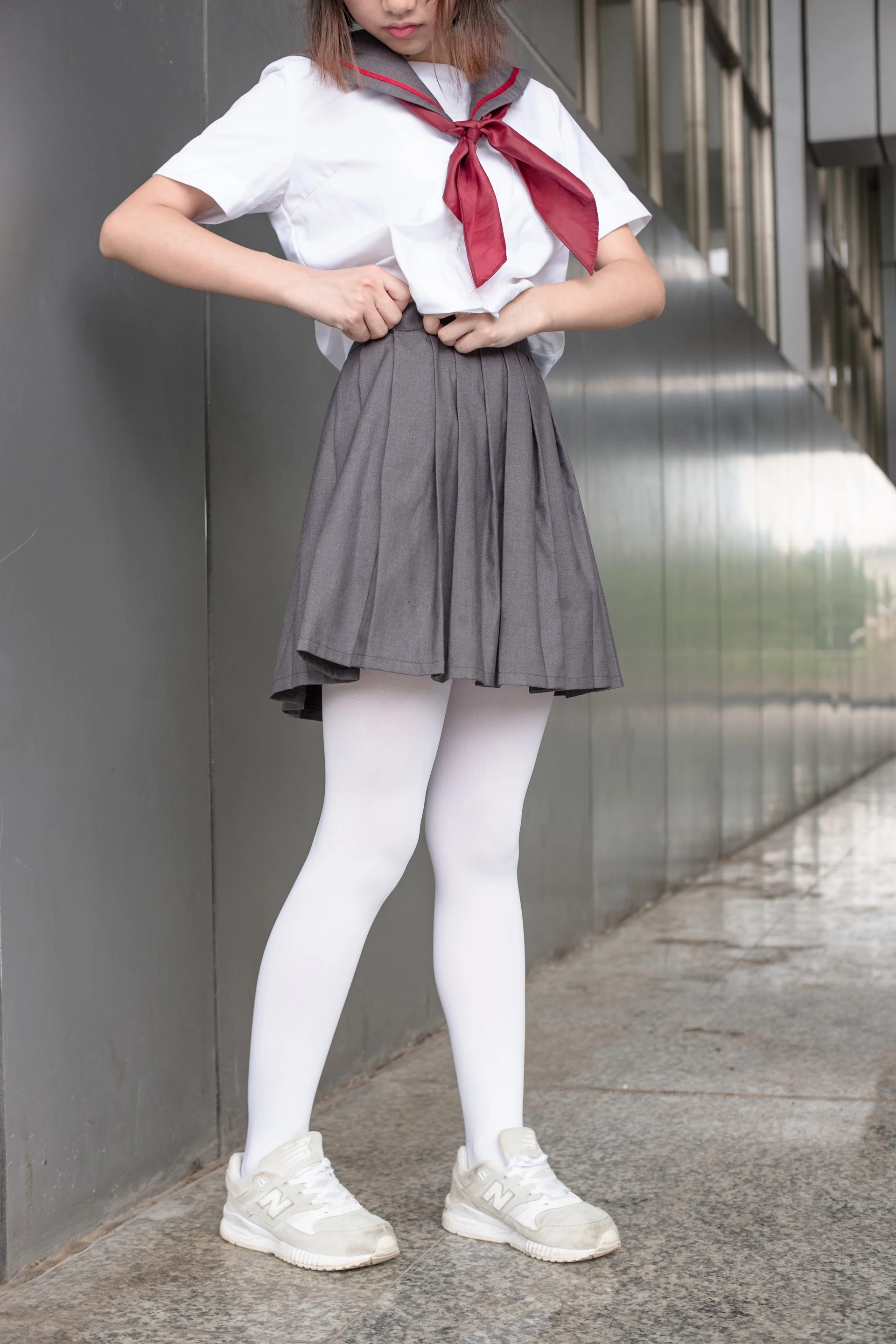 森萝财团 BETA-003 [70P-393M]校服, 白丝, 美腿