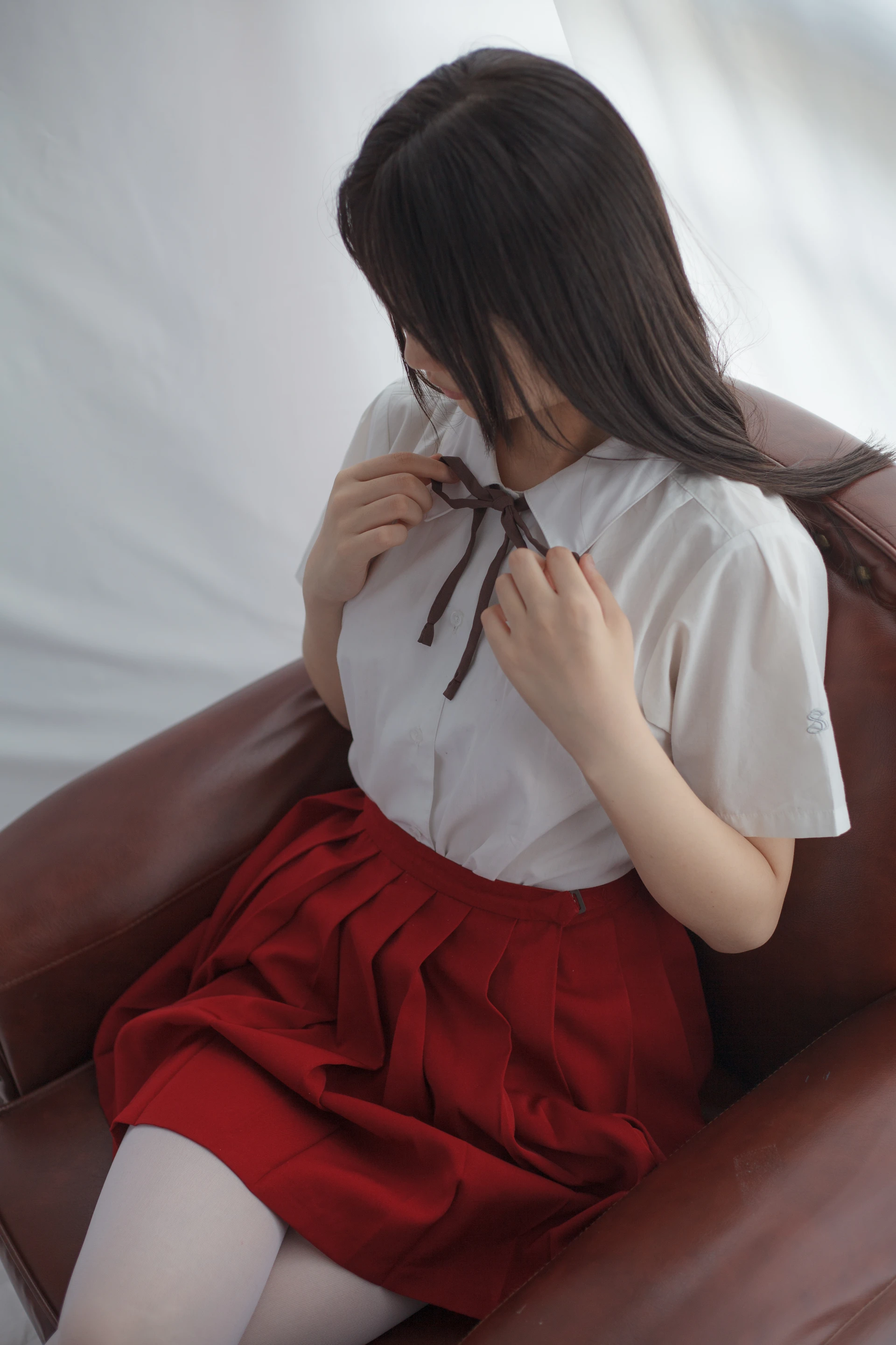 少女秩序 VOL.04 艳丽的小红裙 JK 白丝[52P-417.5M]JK, JK制服, 少女秩序, 白丝, 美腿, 美足