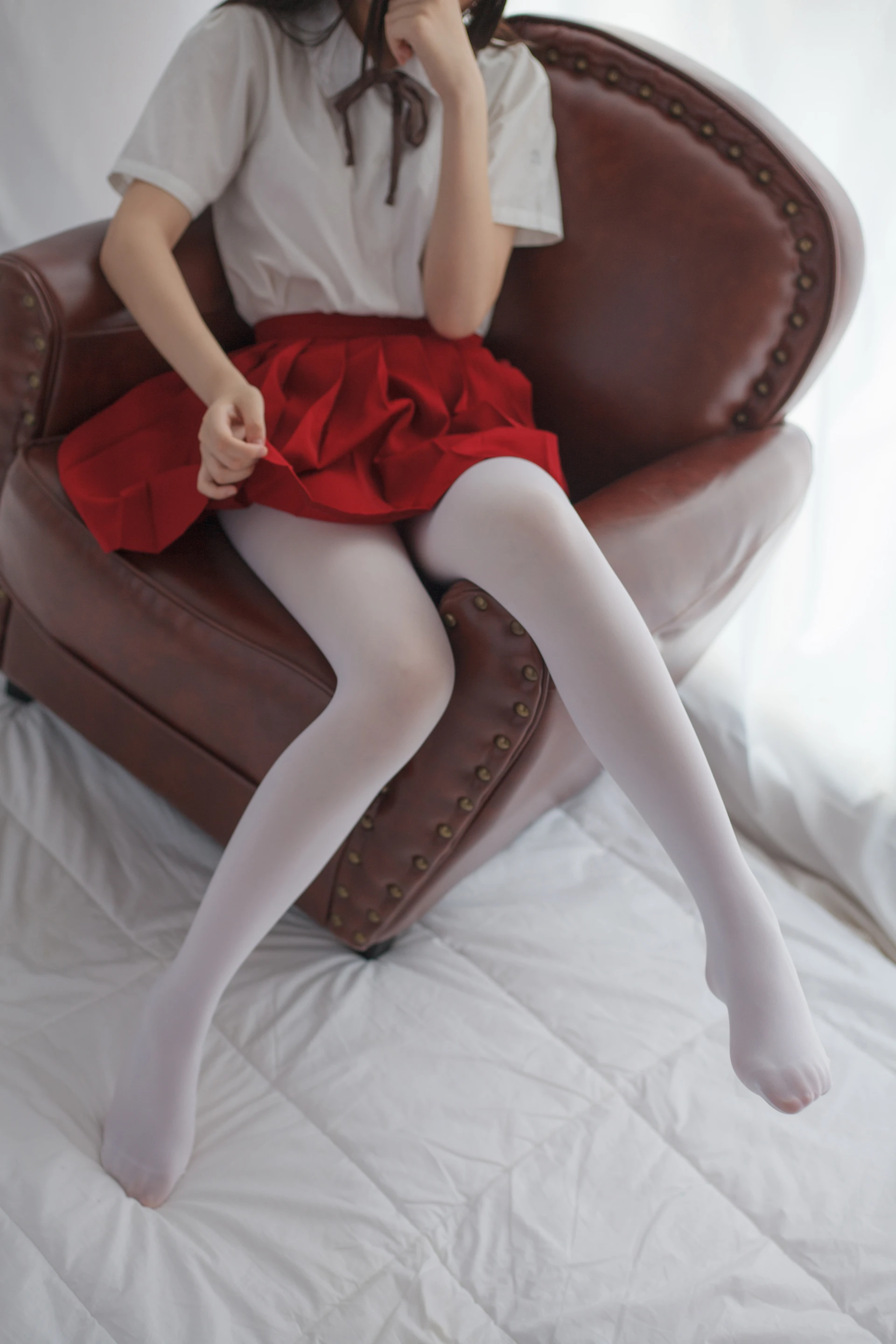 少女秩序 VOL.04 艳丽的小红裙 JK 白丝[52P-417.5M]JK, JK制服, 少女秩序, 白丝, 美腿, 美足