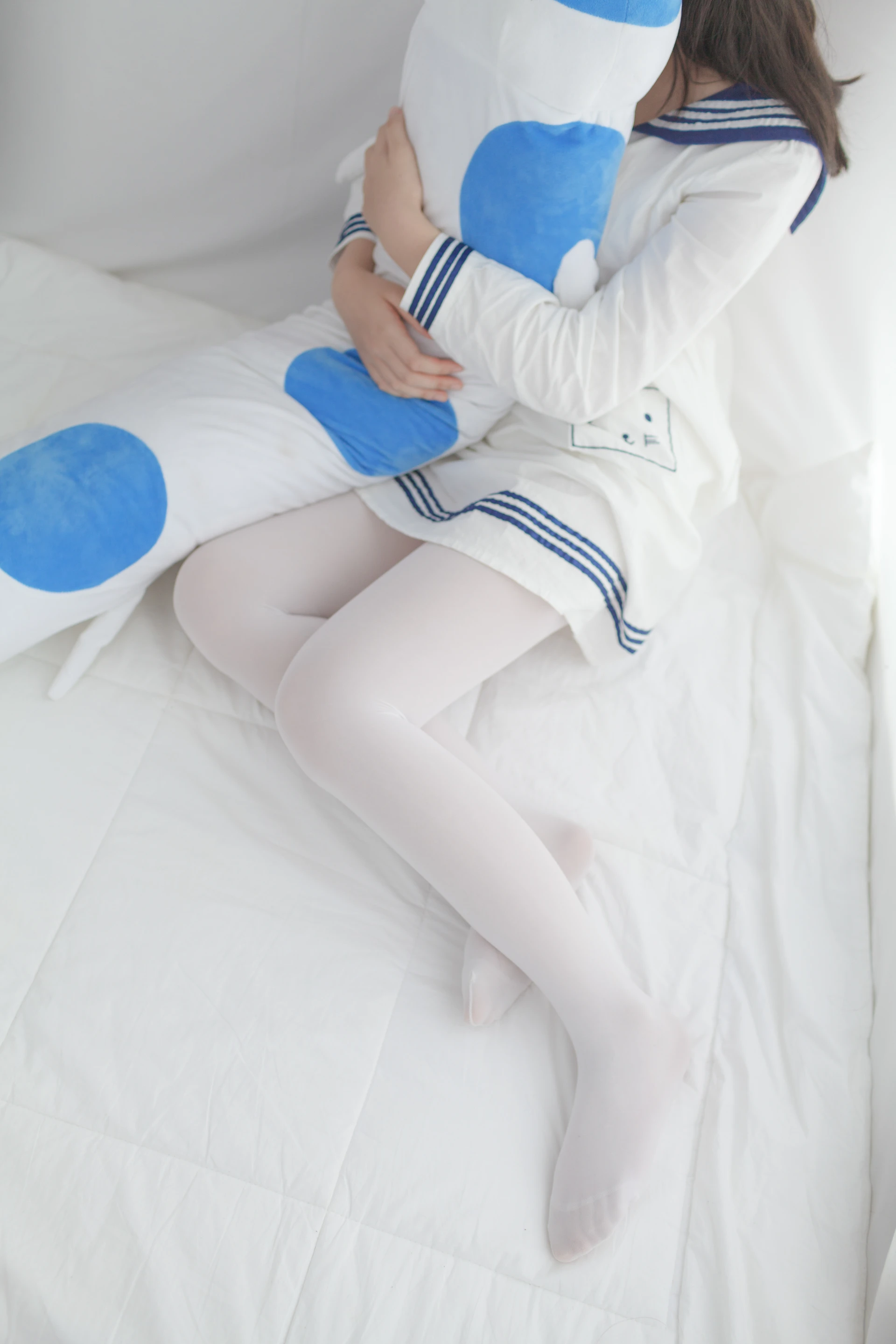 少女秩序 VOL.09 双马尾白丝水手服 [32P-198M]双马尾, 少女秩序, 水手服, 白丝, 美腿, 美足