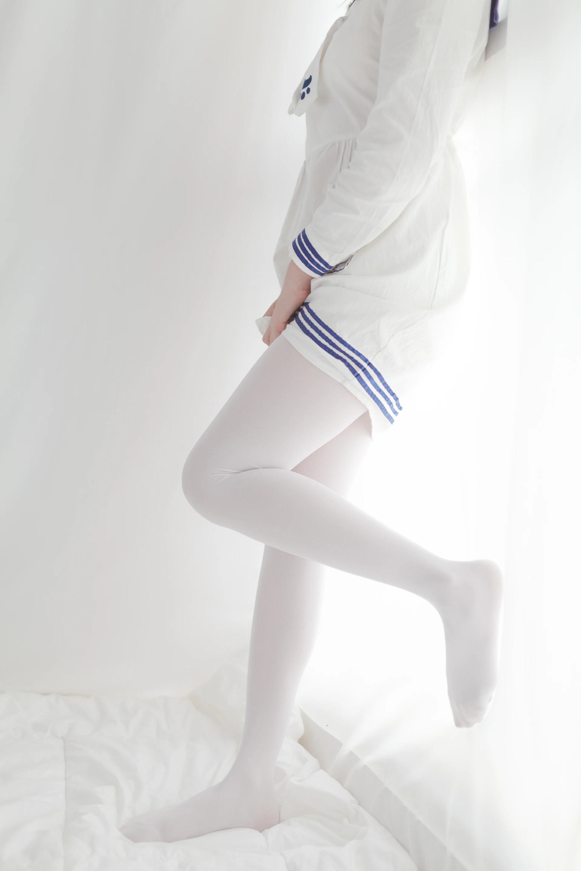 少女秩序 VOL.09 双马尾白丝水手服 [32P-198M]双马尾, 少女秩序, 水手服, 白丝, 美腿, 美足
