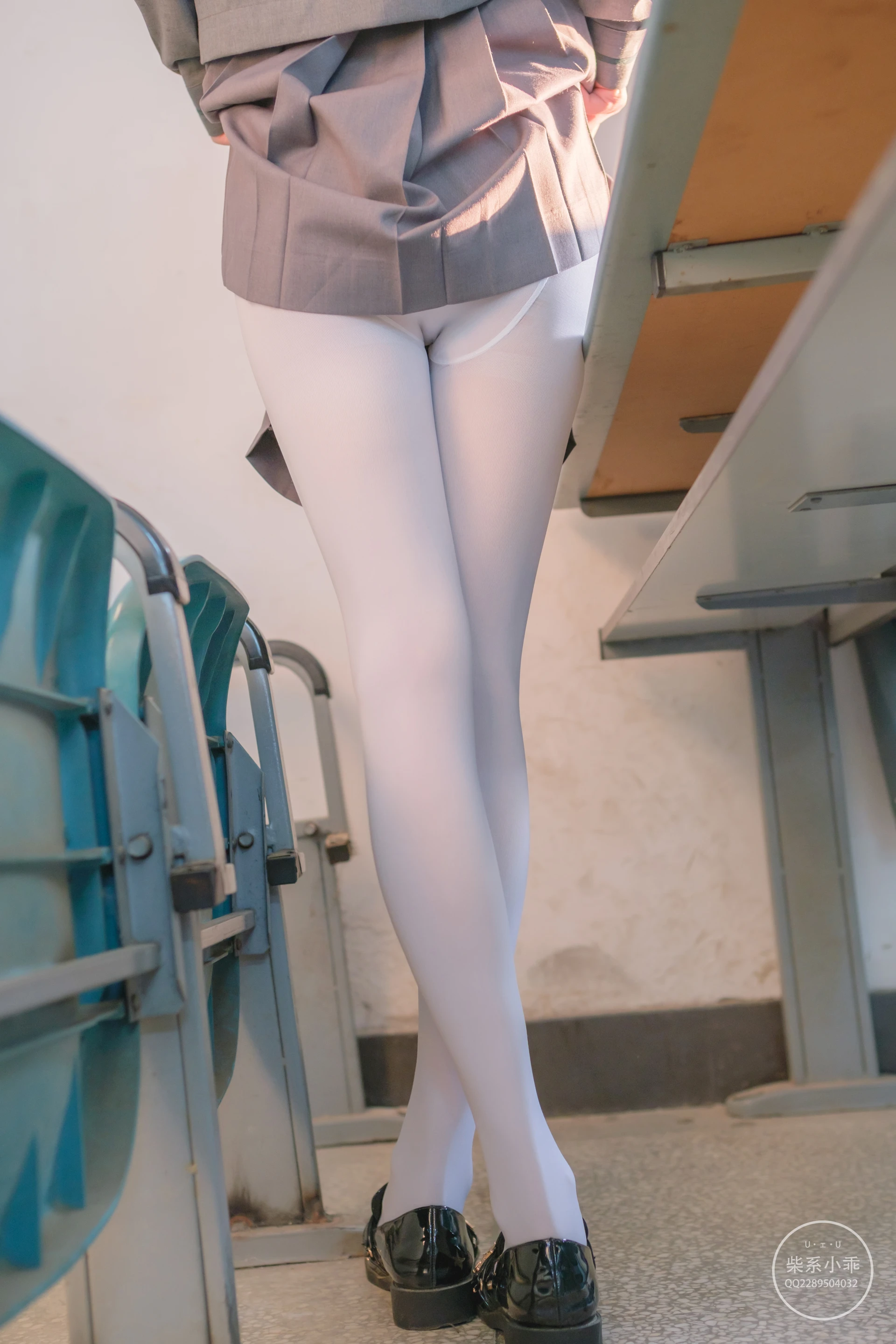 稚乖画册 赤西夜夜《教室》白丝JK制服 [63P1V-595MB]JK制服, 白丝, 稚乖画册, 美腿, 美足, 赤西夜夜