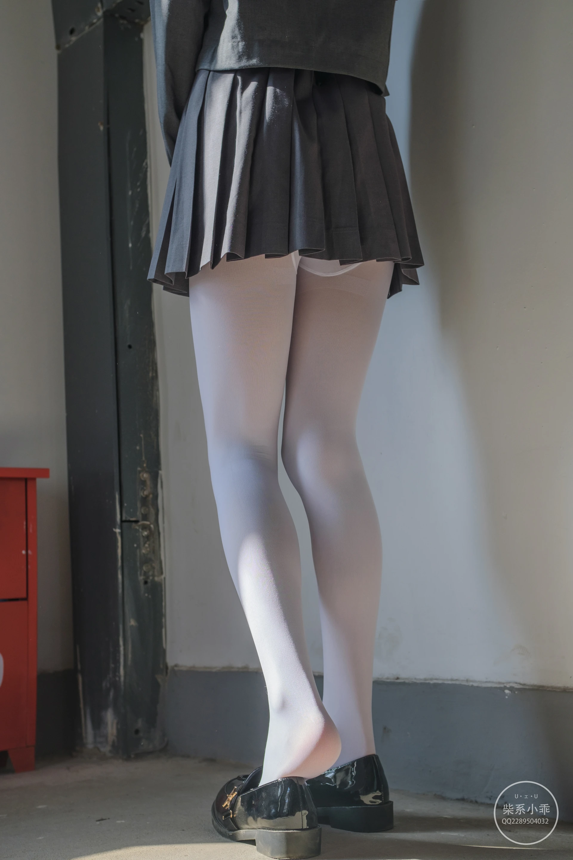 稚乖画册 赤西夜夜《教室》白丝JK制服 [63P1V-595MB]JK制服, 白丝, 稚乖画册, 美腿, 美足, 赤西夜夜