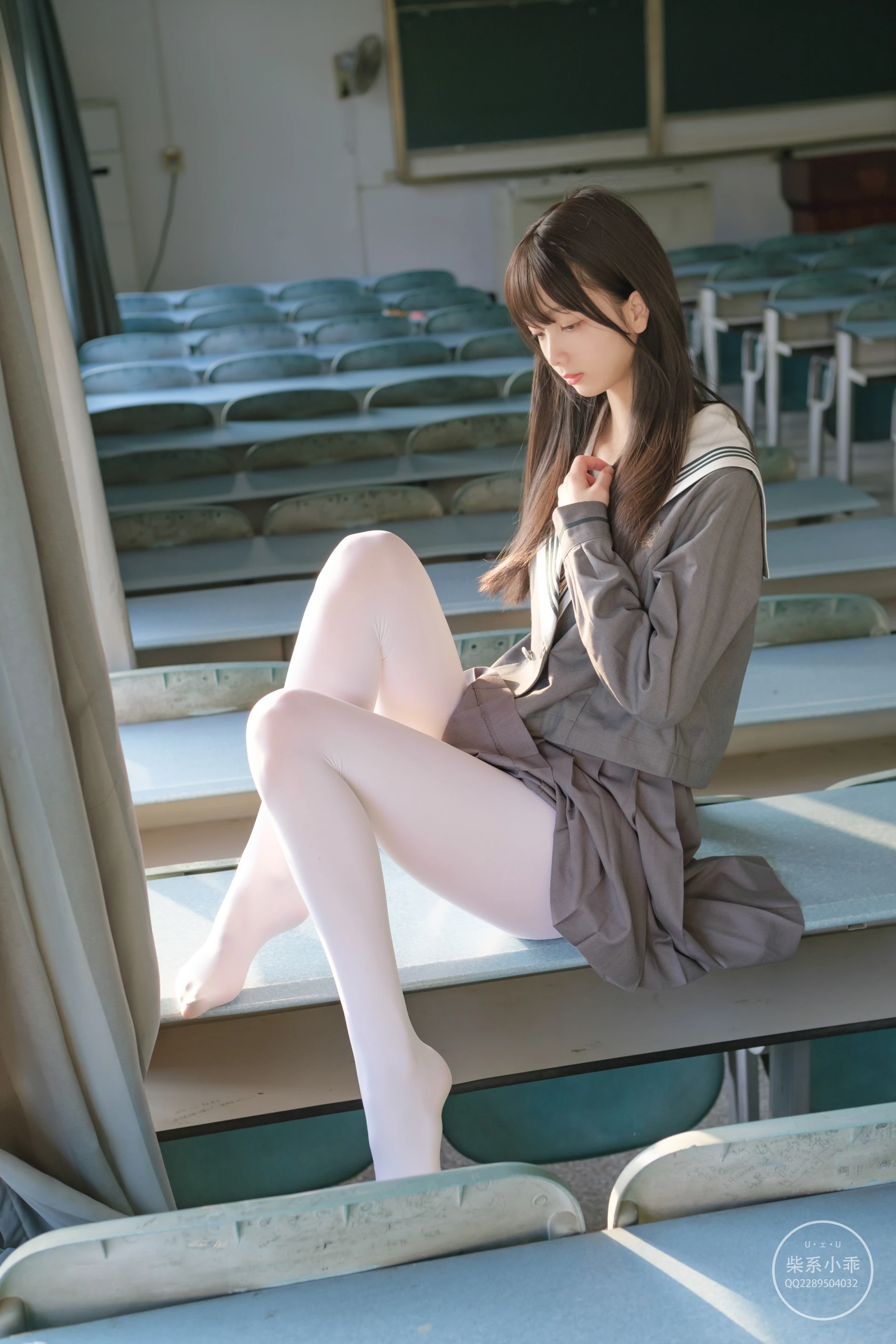 稚乖画册 赤西夜夜《教室》白丝JK制服 [63P1V-595MB]JK制服, 白丝, 稚乖画册, 美腿, 美足, 赤西夜夜