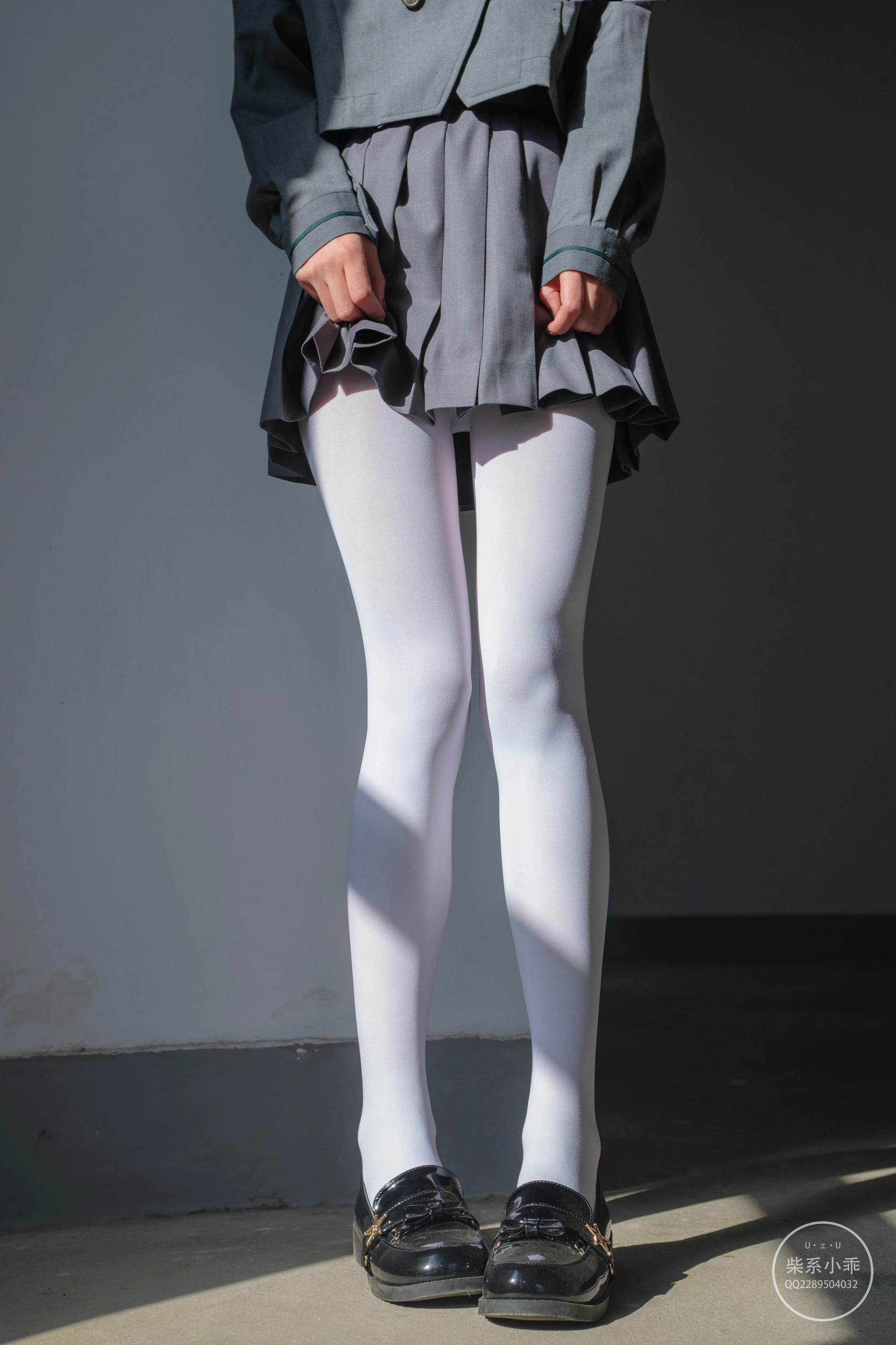 稚乖画册 赤西夜夜《教室》白丝JK制服 [63P1V-595MB]JK制服, 白丝, 稚乖画册, 美腿, 美足, 赤西夜夜