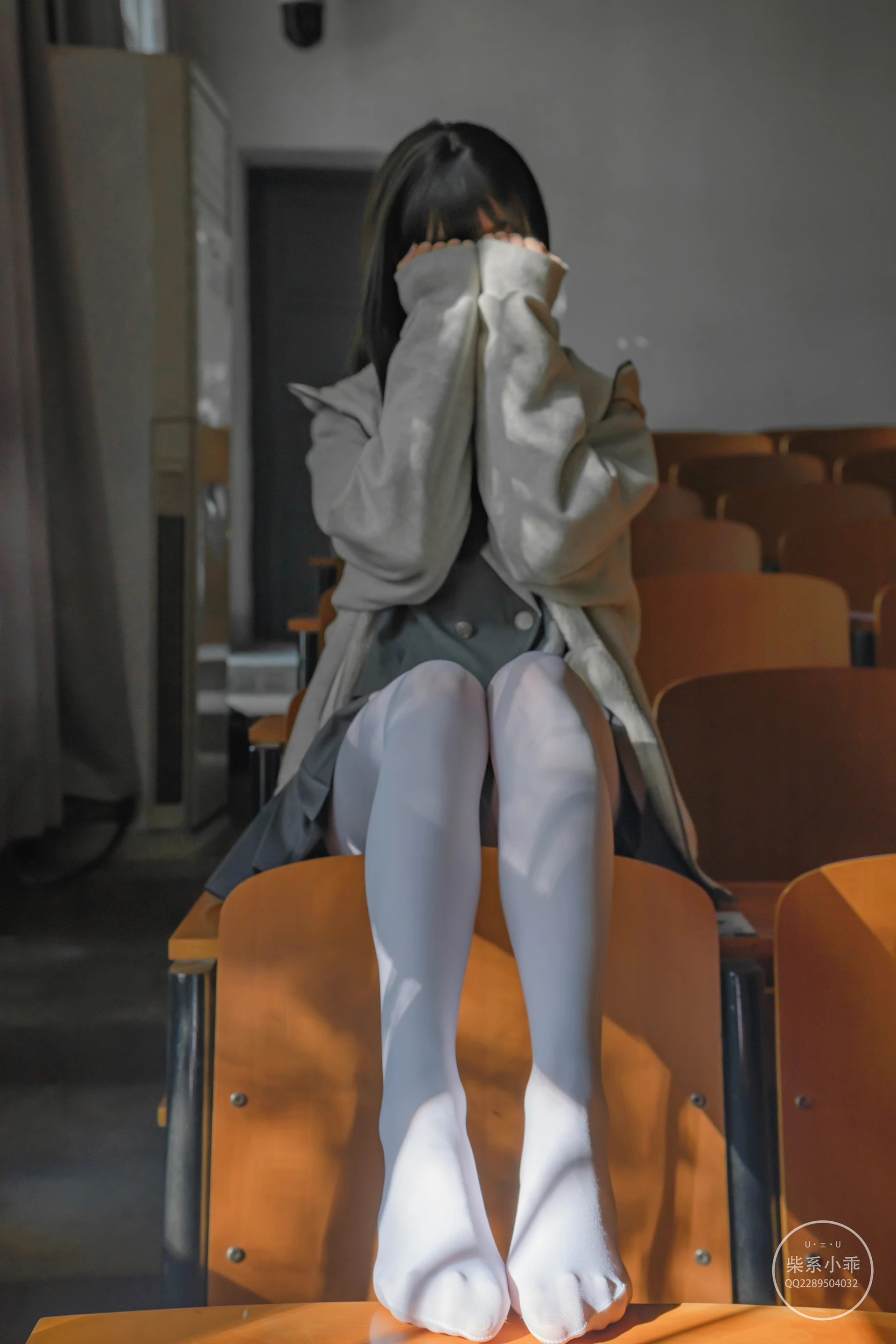 稚乖画册 赤西夜夜《教室》白丝JK制服 [63P1V-595MB]JK制服, 白丝, 稚乖画册, 美腿, 美足, 赤西夜夜