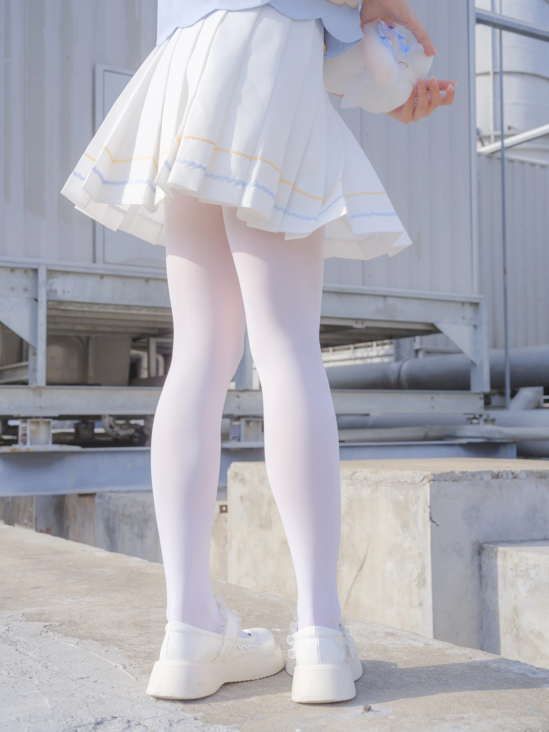 森萝财团 春雪-07E 4K 双马尾白丝可爱JK制服 [115P1V-6.64GB