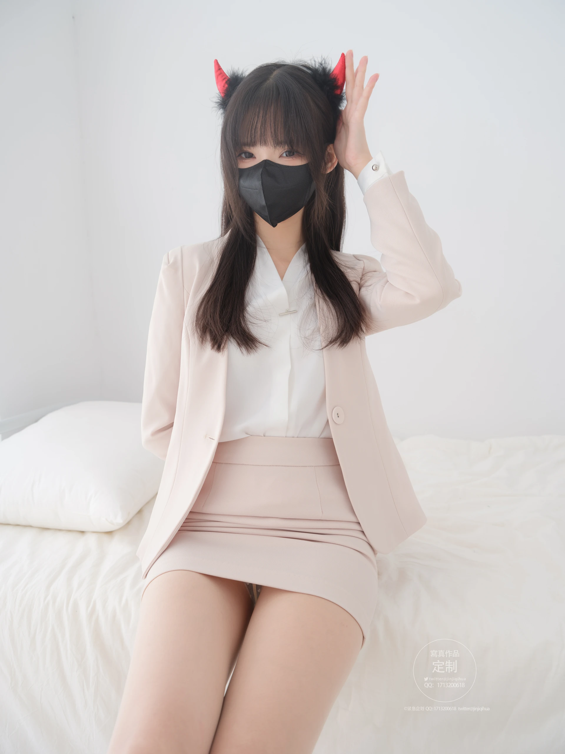 紧急企划 EX.010 见希w 肉丝OL制服 [51P1V-1.29GB]OL制服, 内衣, 紧急企划, 美腿, 美足, 肉丝, 见希w