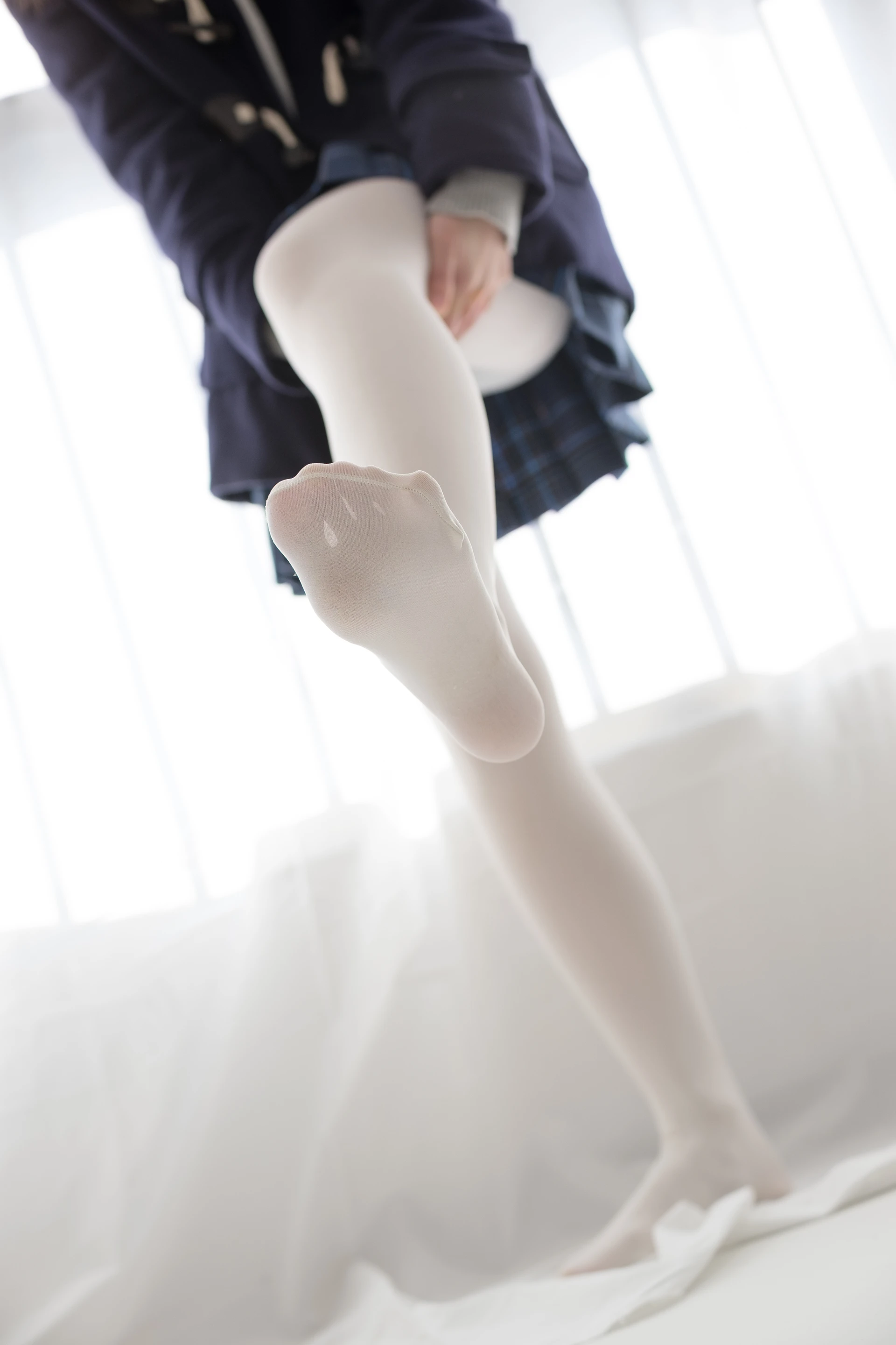 森萝财团 R15-047 [114P-571M]学生装, 森萝财团, 白丝, 美腿