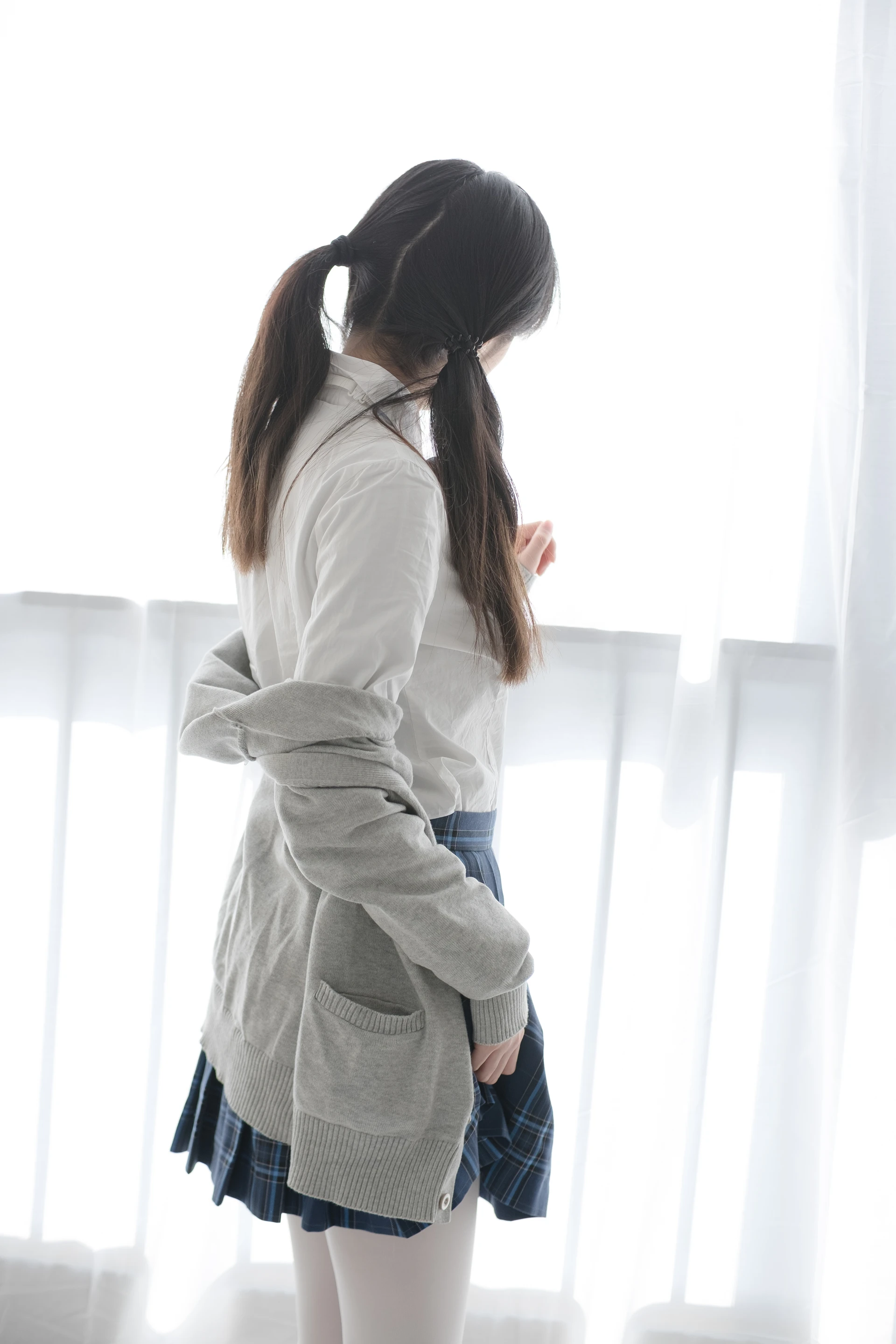 森萝财团 R15-047 [114P-571M]学生装, 森萝财团, 白丝, 美腿