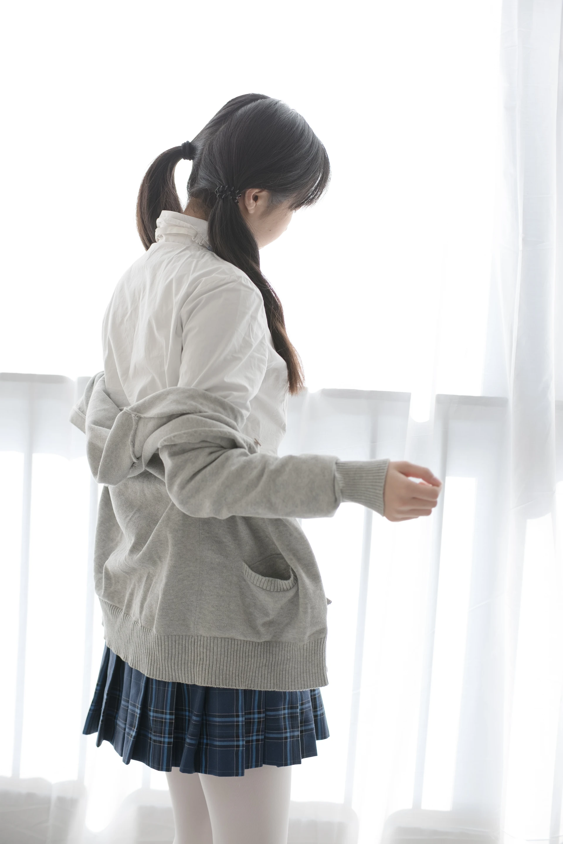 森萝财团 R15-047 [114P-571M]学生装, 森萝财团, 白丝, 美腿